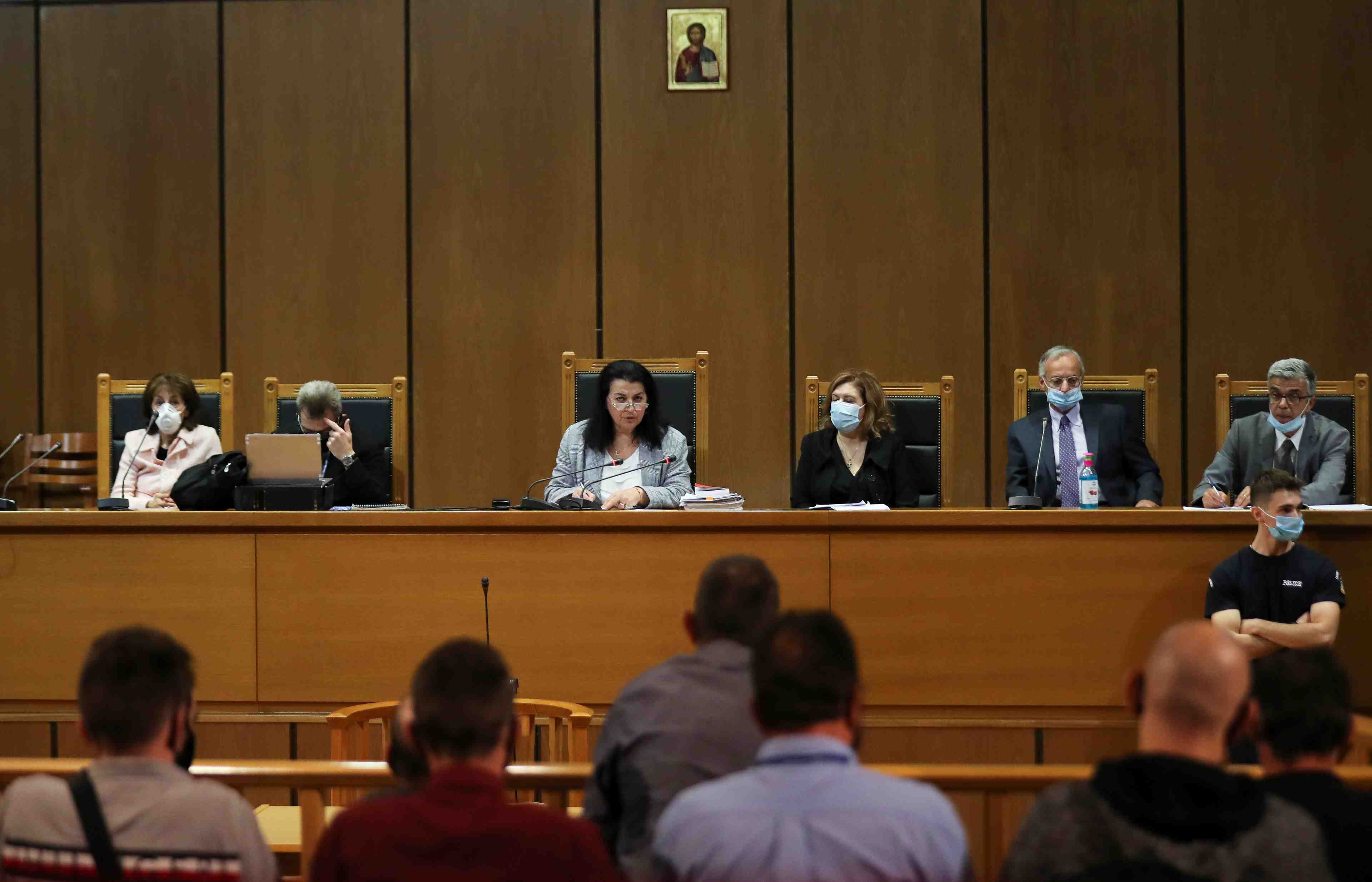 Peines de prison contre les cadres du parti grec d'extreme droite aube doree