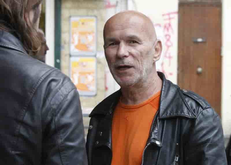 Peine aggravee pour rouillan, pour apologie du terrorisme