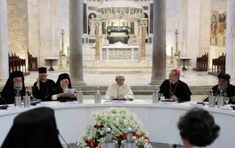 "l'indifference tue" au proche-orient, s'indigne le pape