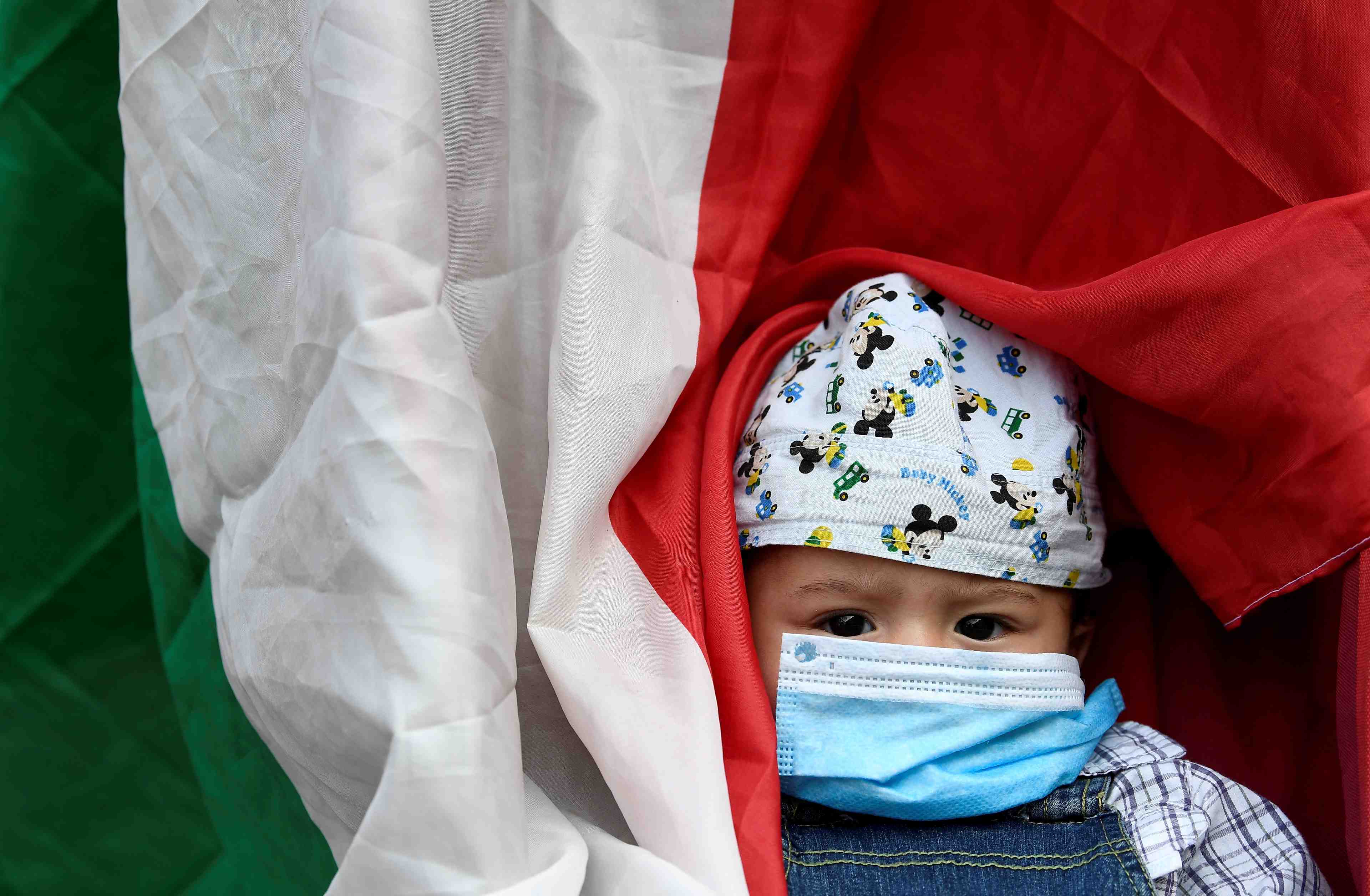 Des traces du nouveau coronavirus des decembre en italie