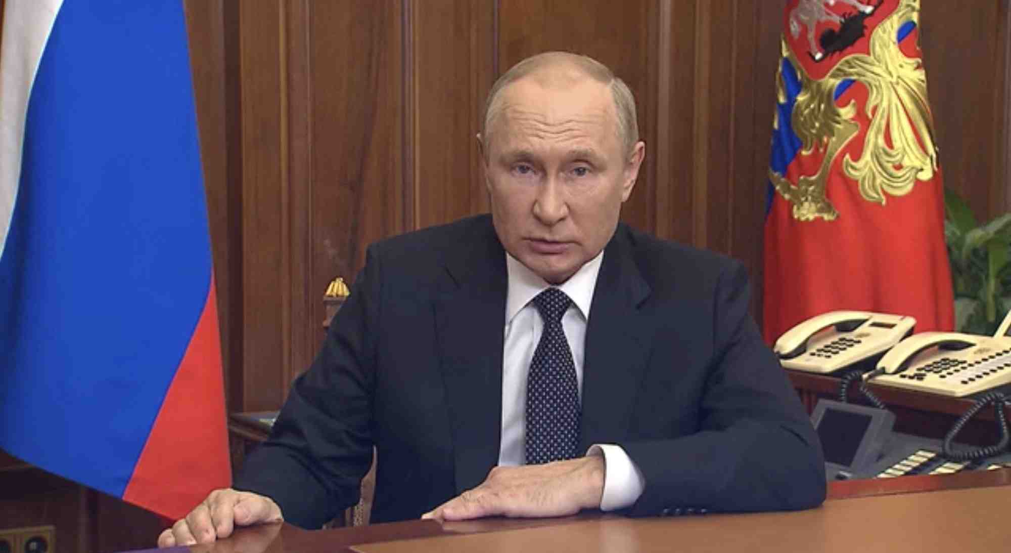 Le president russe vladimir poutine prononce un discours a moscou