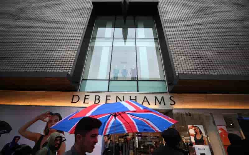Debenhams dement une crise de liquidites