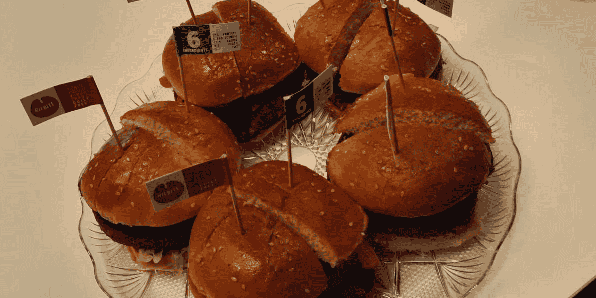 Rilbite fabrique des burgers à partir de six "vrais ingrédients" végétaux.