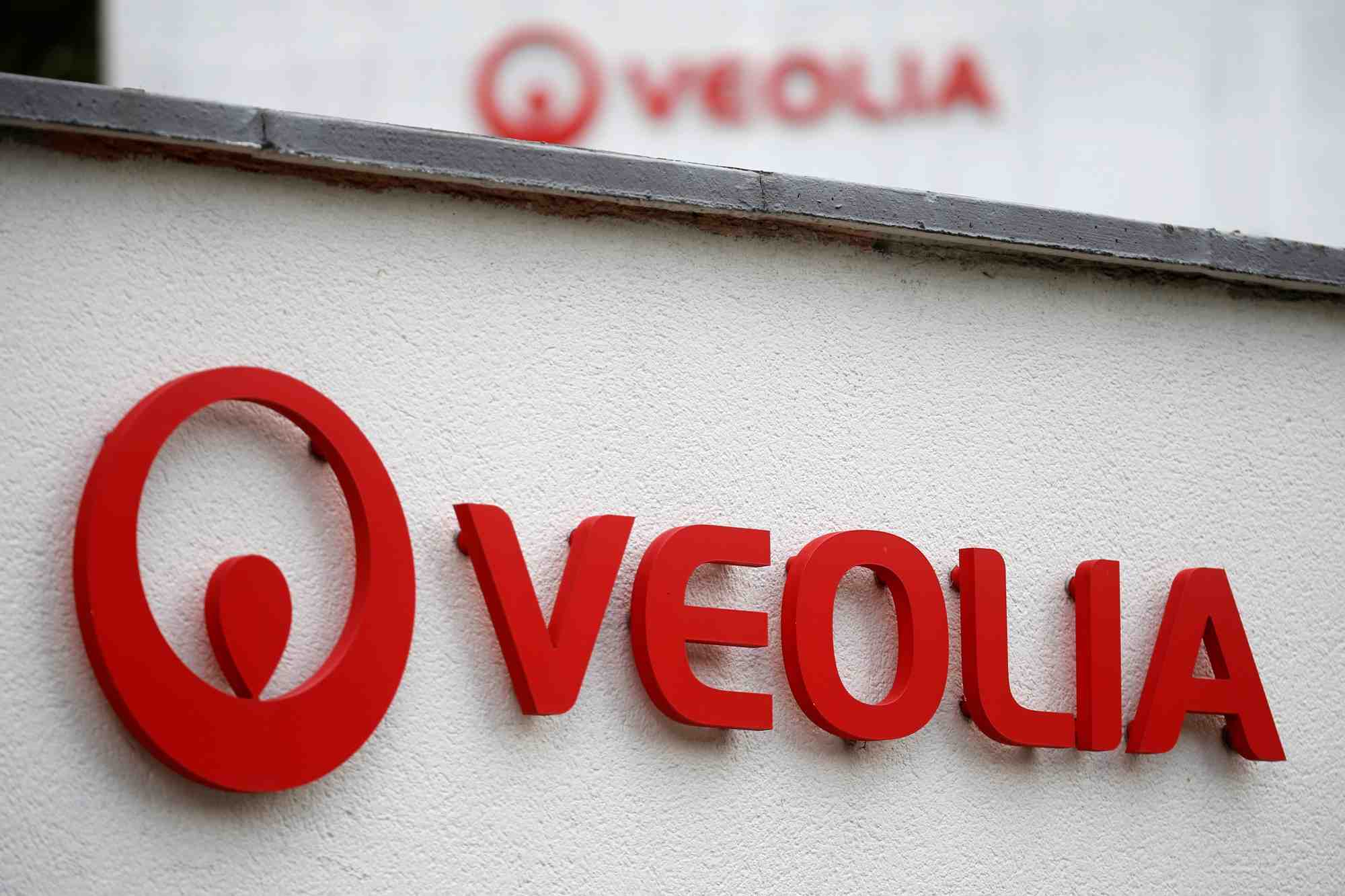 Veolia depose une offre sur l'integralite du capital de suez