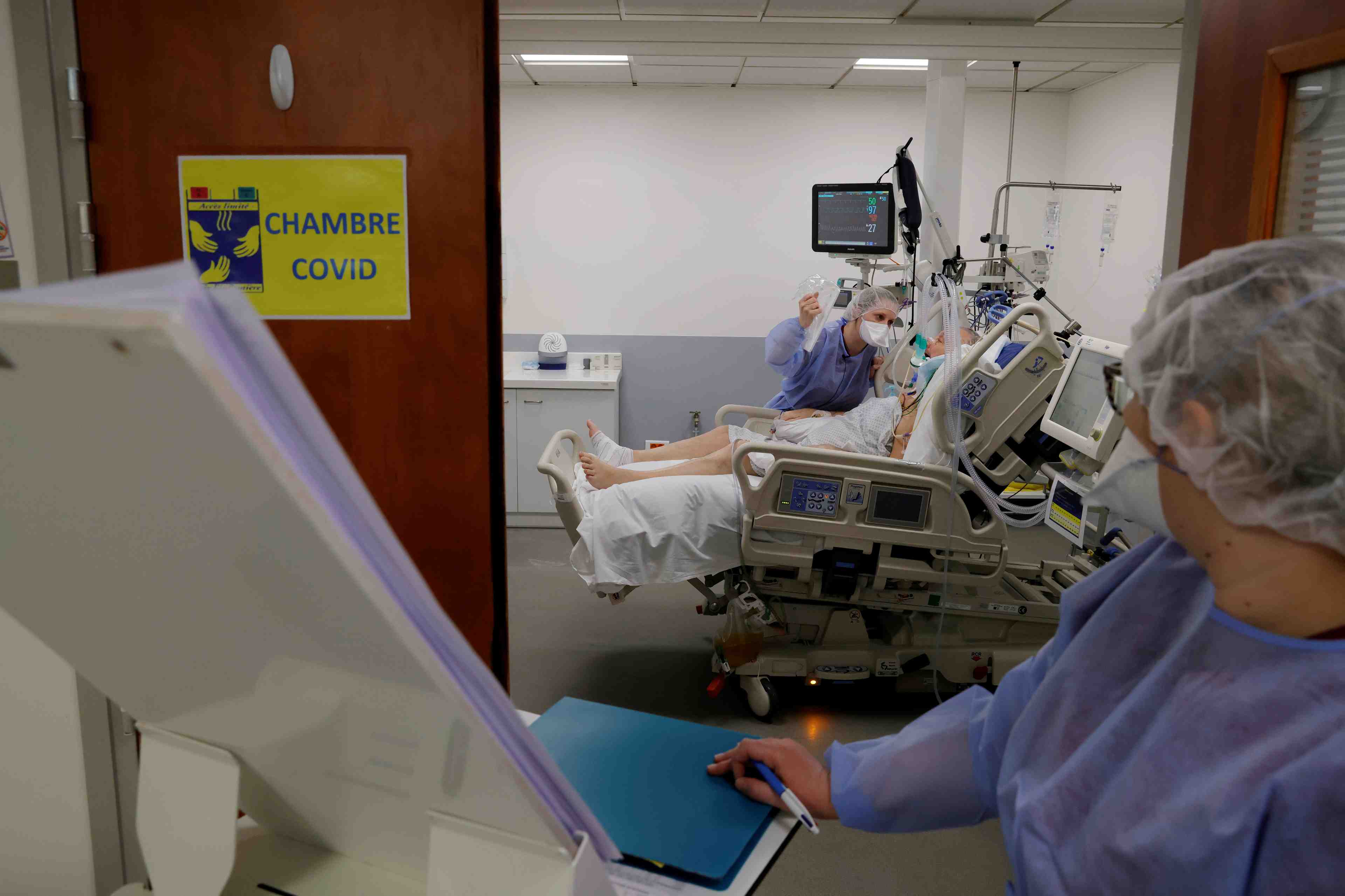 Coronavirus/france: le nombre de patients en reanimation continue d'augmenter