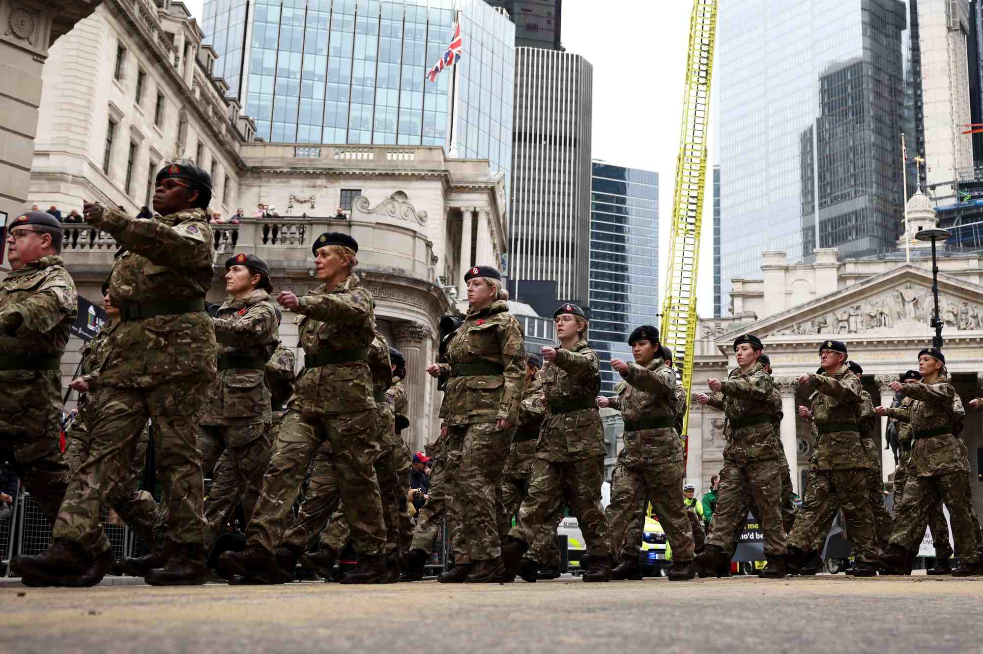 L'armee britannique a repris le controle de ses comptes twitter et youtube