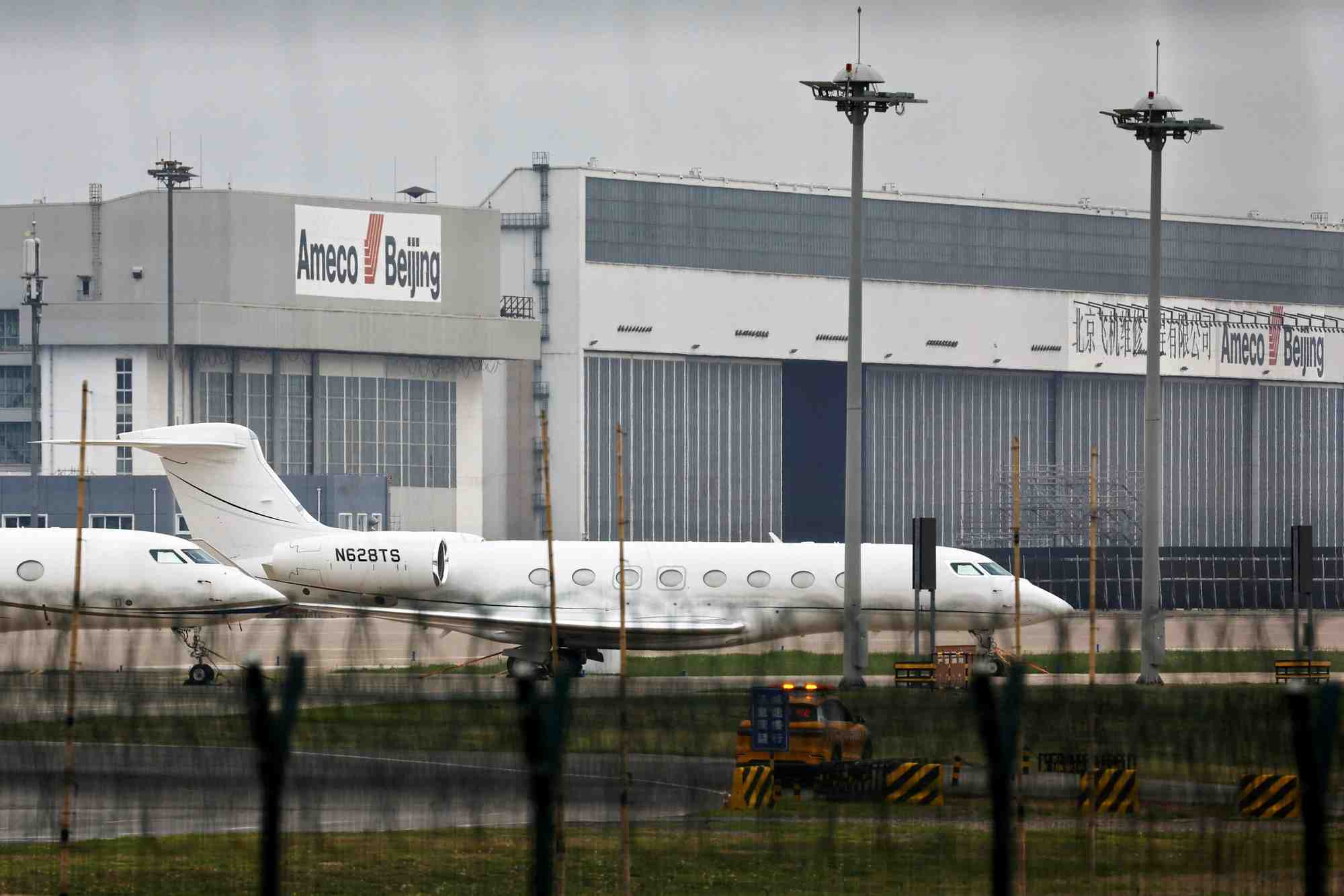 Le jet prive emprunte par elon musk, pdg de tesla, a l'aeroport international de pekin