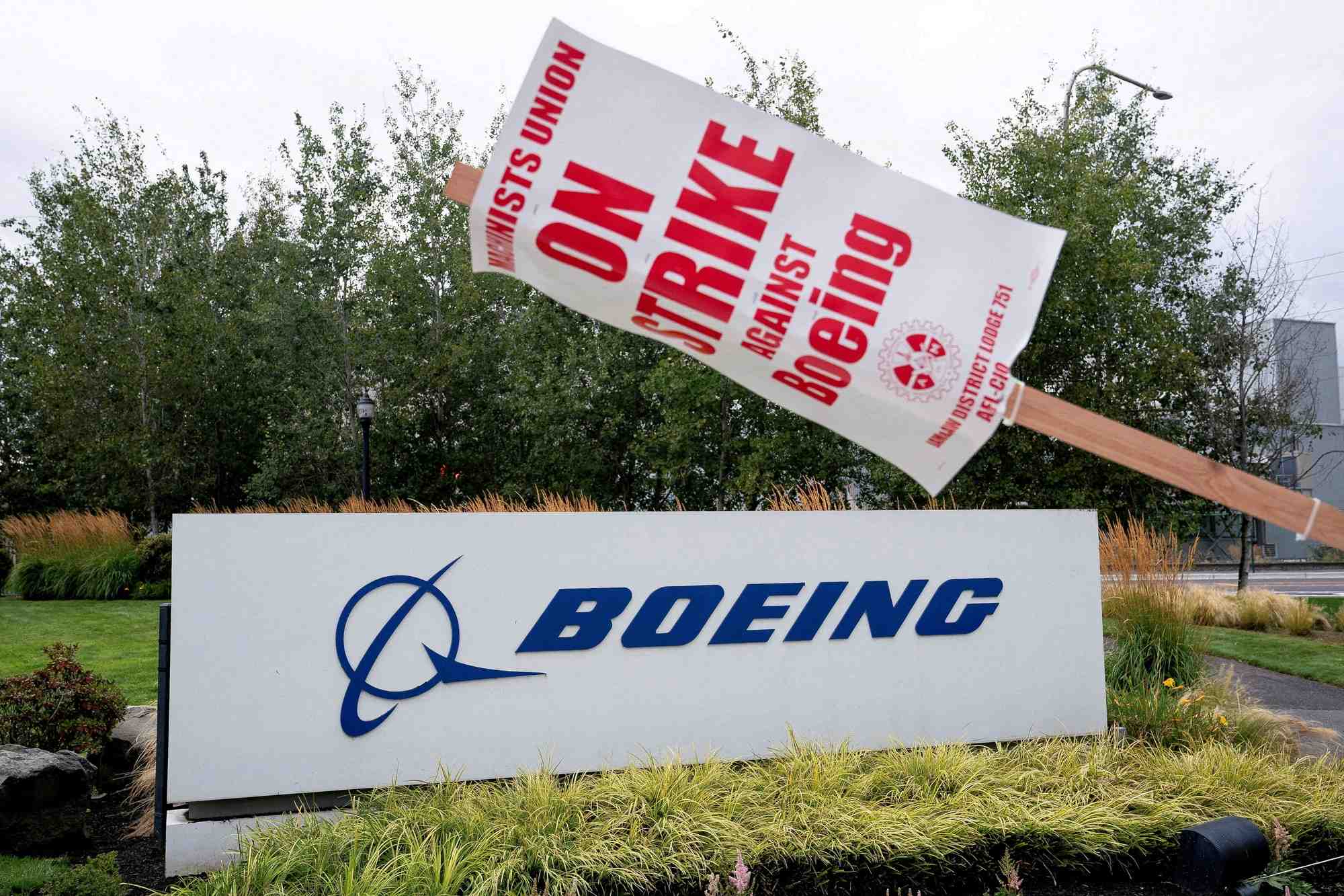 La grève aura marqué la fin d'année de Boeing, mais le mouvement social ne suffit pas à expliquer l'ampleur des mauvais résultats du constructeur.