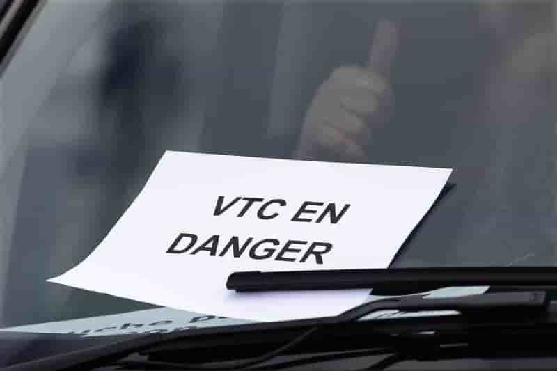 Les chauffeurs de vtc poursuivent leur mobilisation