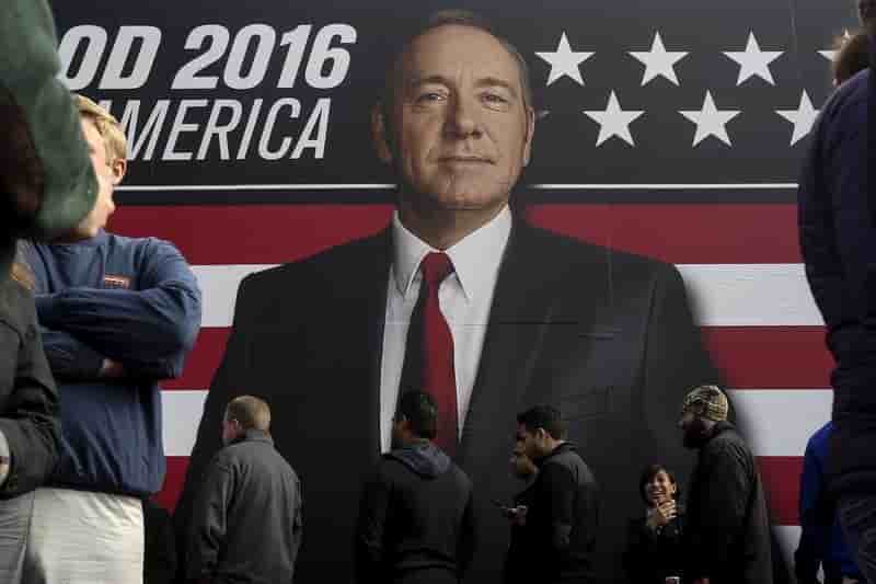 Netflix annonce la suspension de la production de house of cards