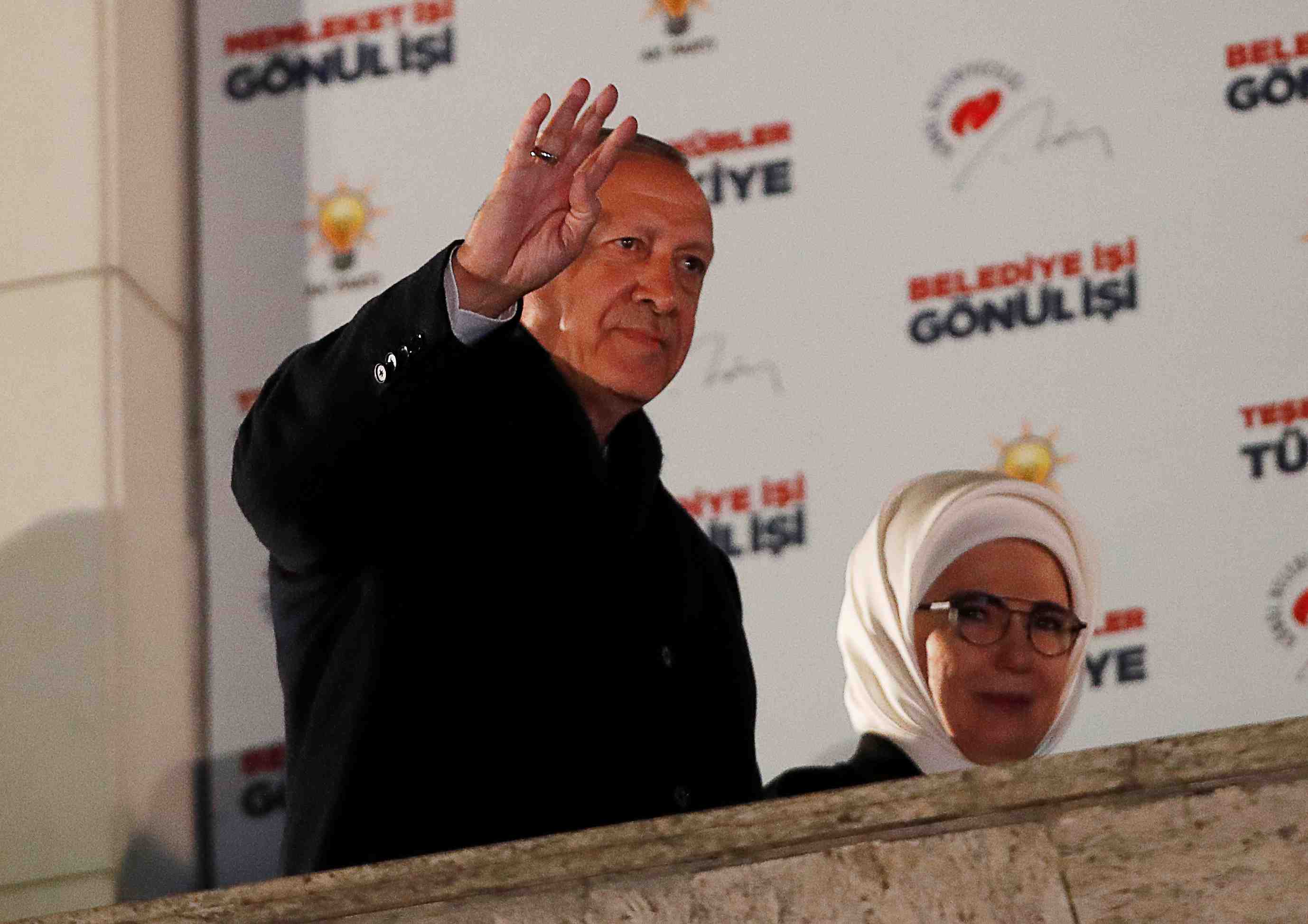 Erdogan perd le controle d'ankara