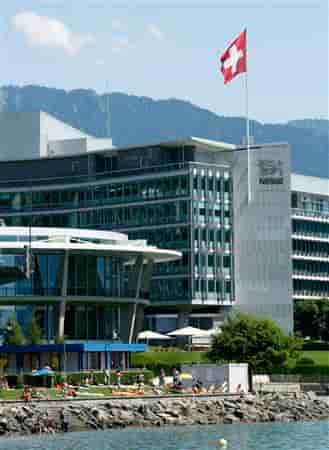 2009-08-12T055023Z_01_APAE57B0G8300_RTROPTP_3_OFRBS-SUISSE-NESTLE-RESULTATS-20090812.JPG