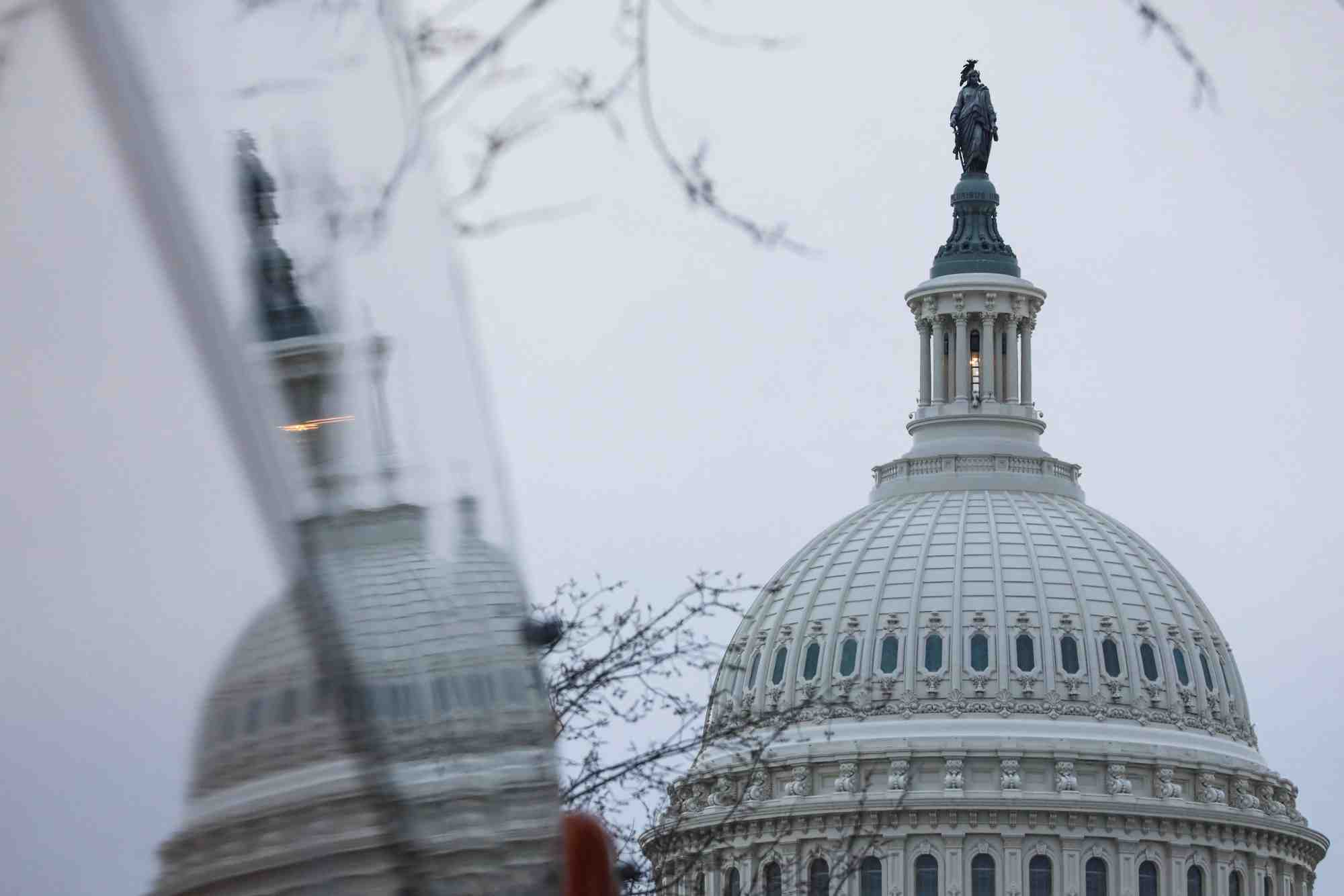Photo du dome du batiment du capitole des etats-unis