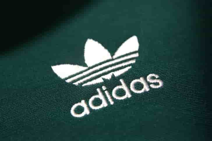 Adidas porte par la chine et les usa mais reebok souffre