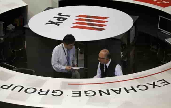Tokyo finit en hausse de 0,39%