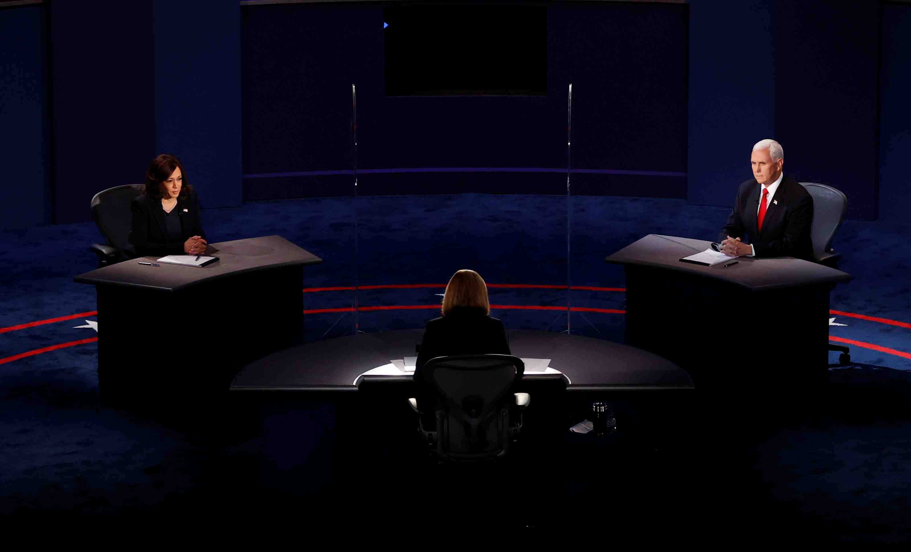 Kamala harris et mike pence font monter l'audience