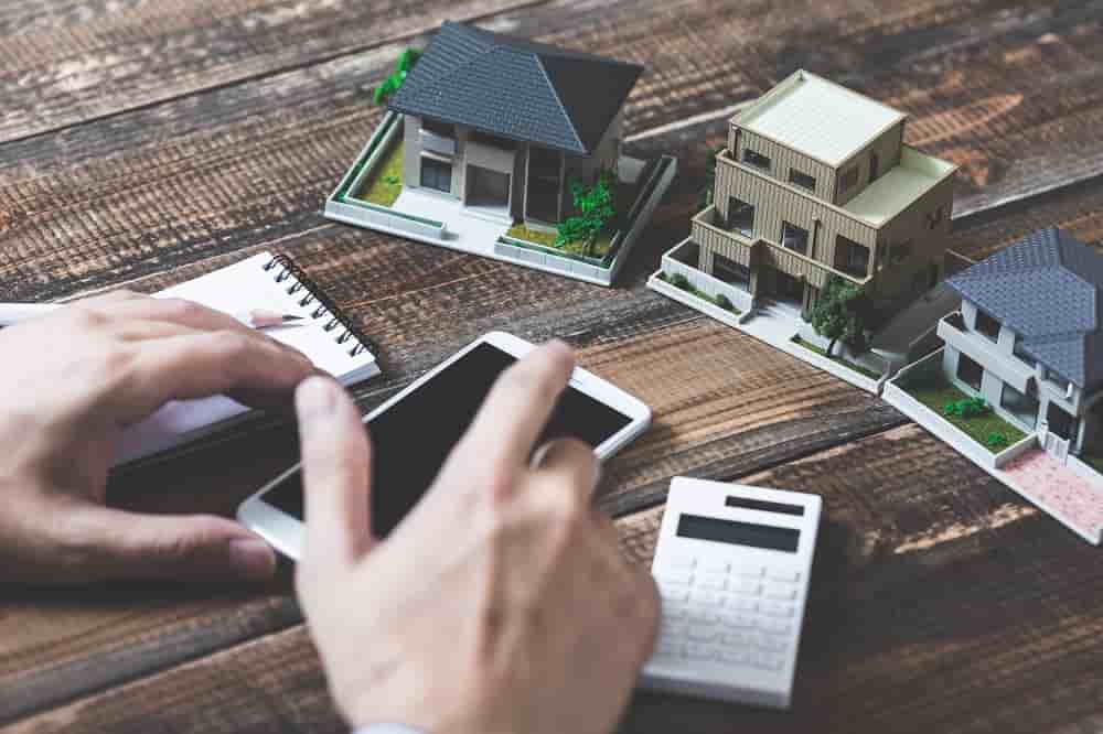 Selon les chiffres de la Banque de France, la production de crédit immobilier a ainsi chuté de 40% en juillet à 12,7 milliards d'euros.