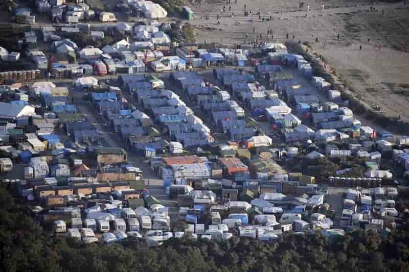 Appel au calme en loire-atlantique apres des tirs sur un centre de migrants
