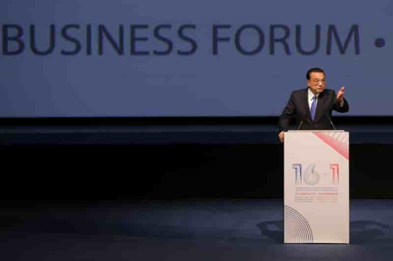 Le 1er ministre chinois prone l'ouverture economique au sommet "16+1"