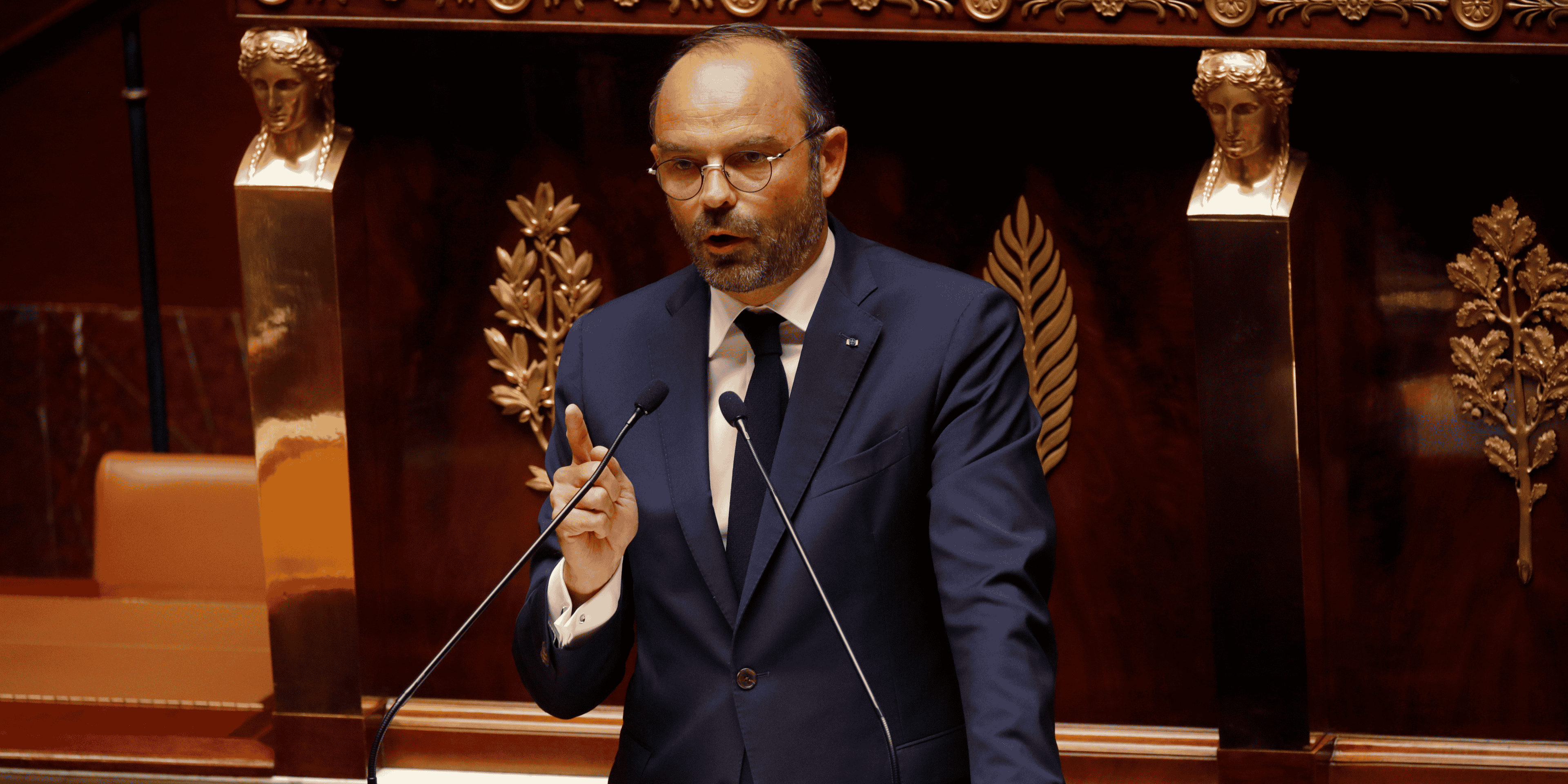 L'opposition crie a l'echec apres les annonces budgetaires