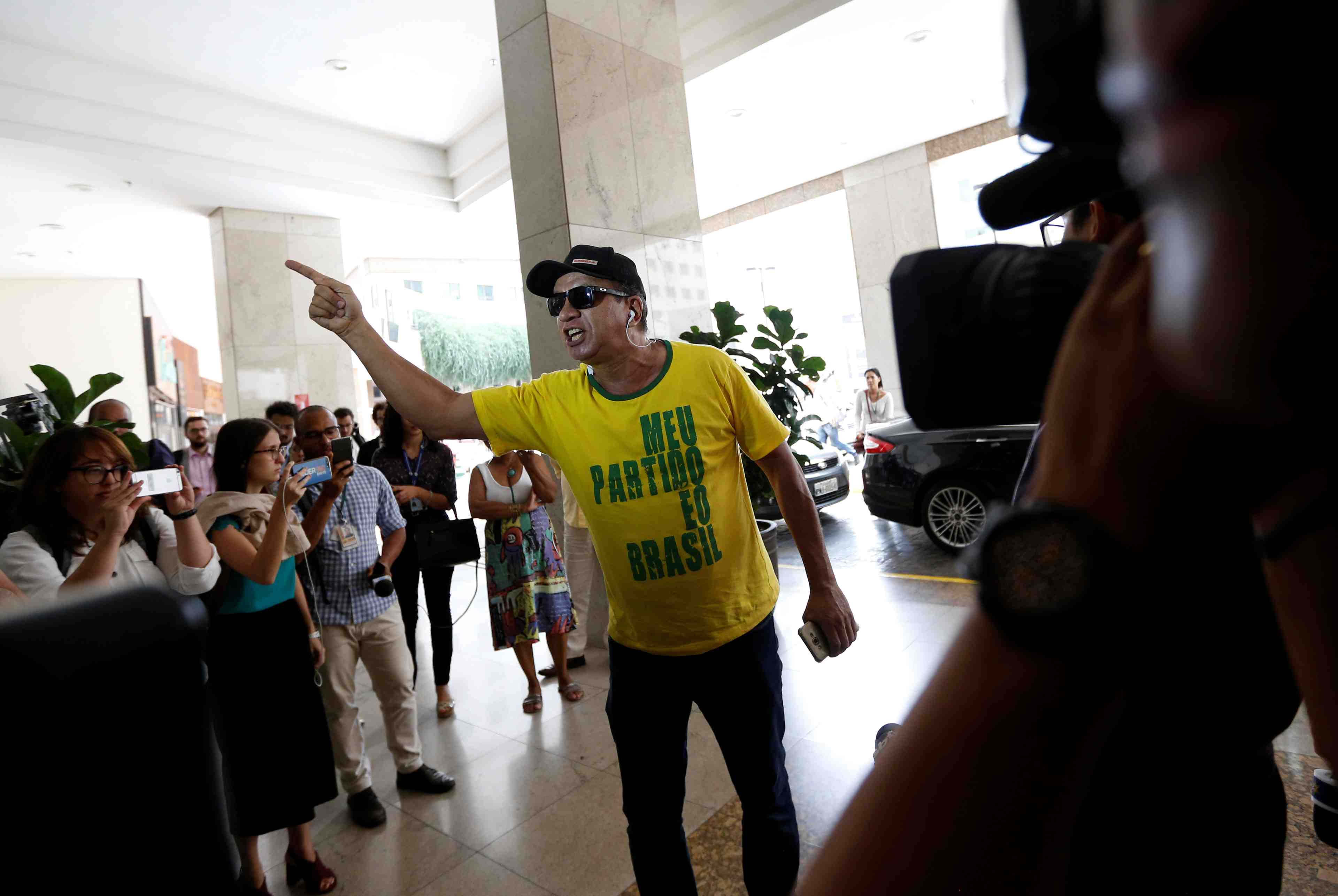 Bolsonaro veut developper le nucleaire civil et les barrages