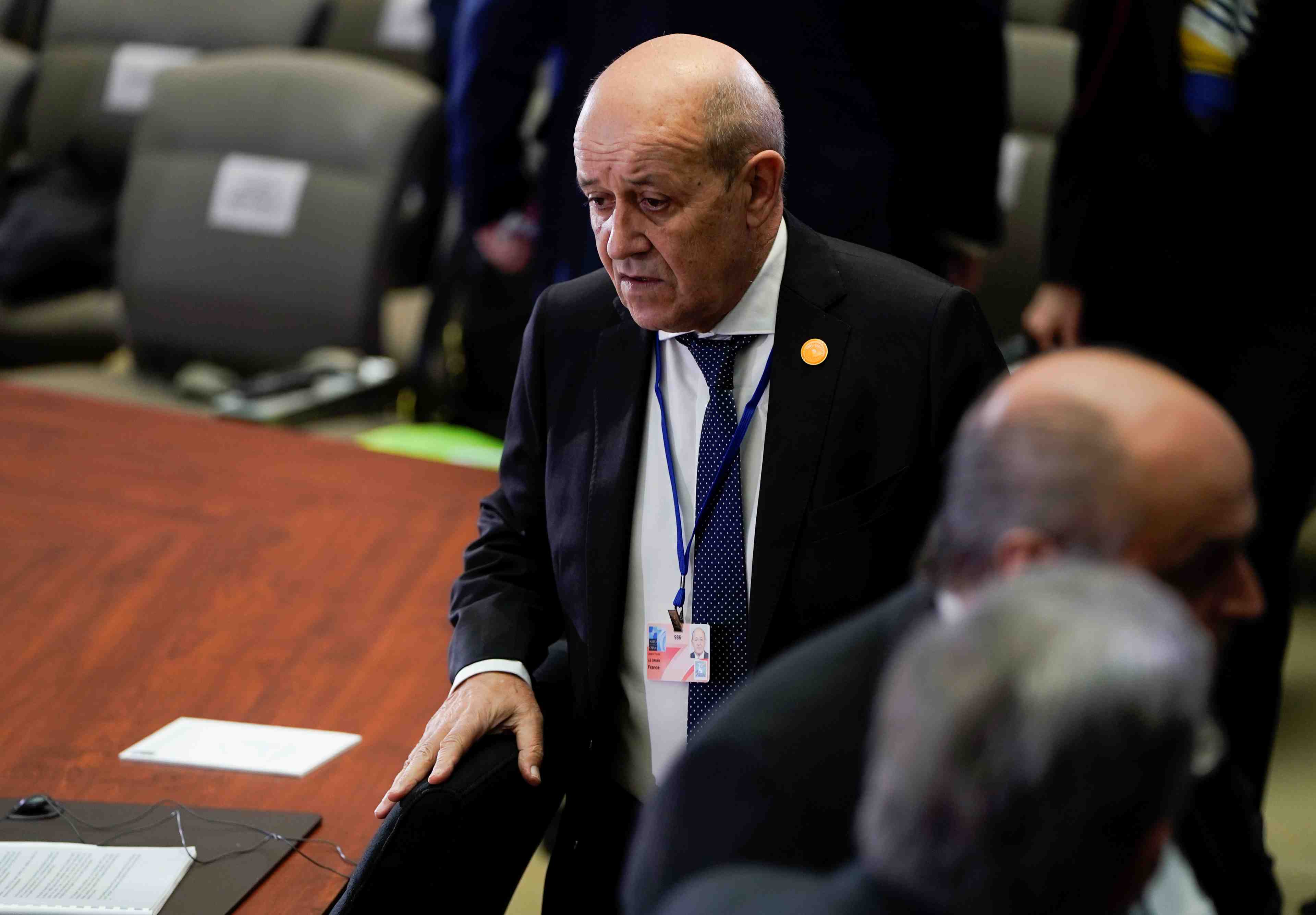 Le drian et pompeo s'expliquent sur la taxation des gafa