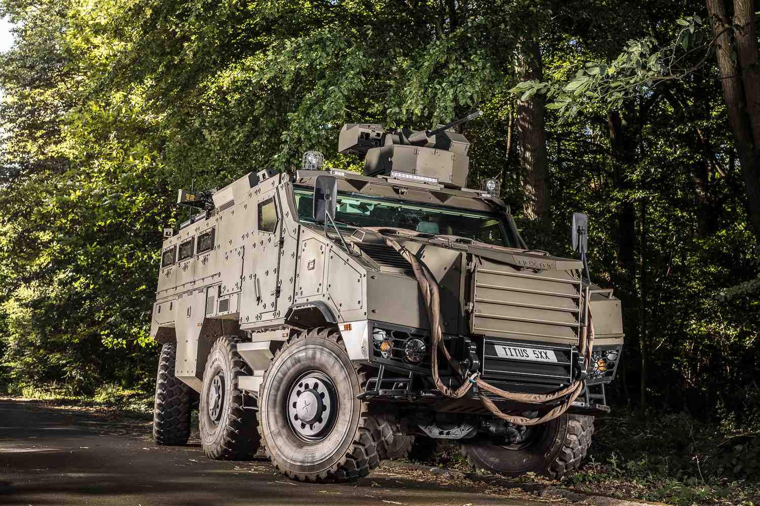 Le contrat a été signé le 9 juillet entre le ministère tchèque de la Défense et la société Eldis (CSG Group), le partenaire de Nexter qui porte le contrat principal avec le ministère.