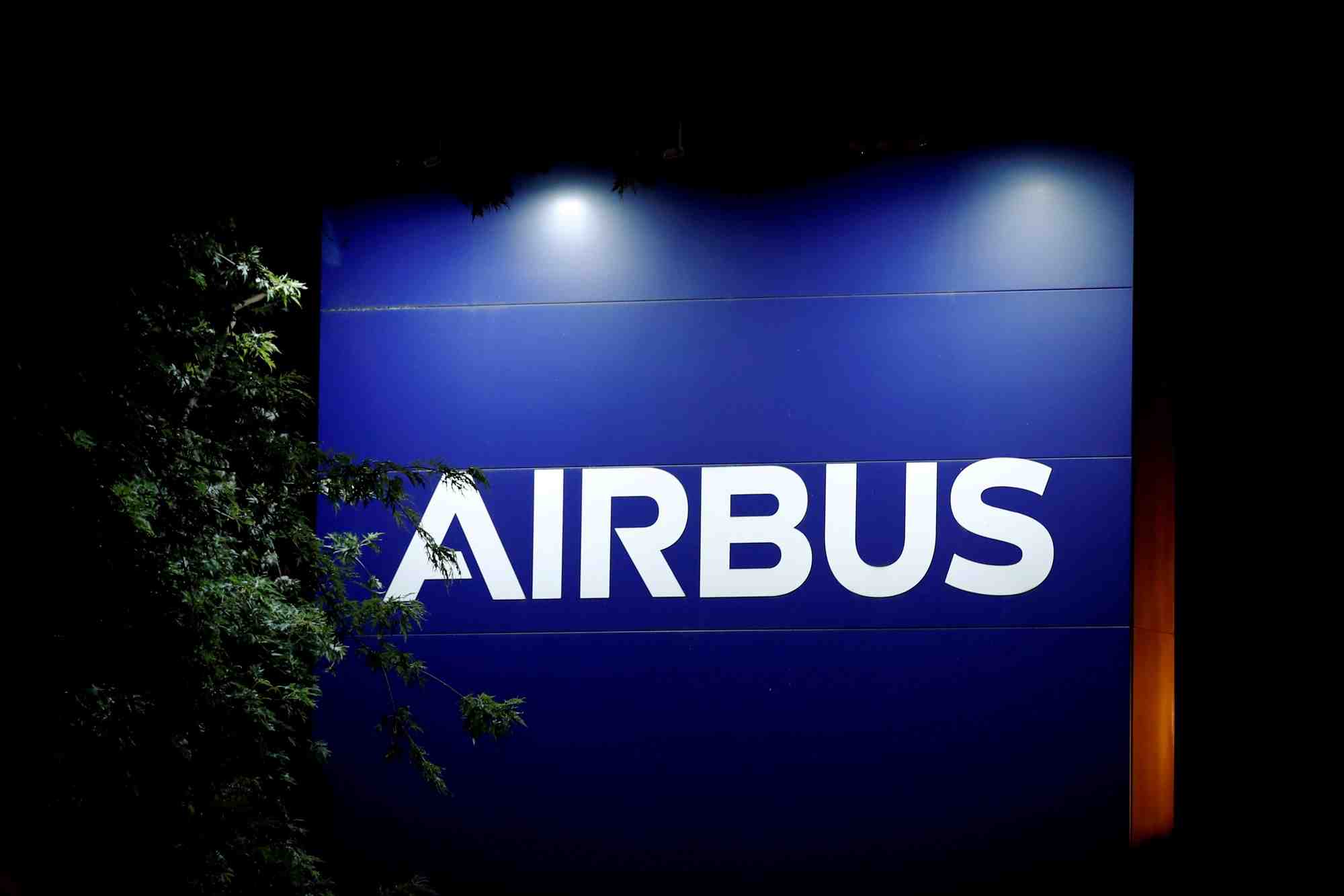 Airbus vise une hausse de son resultat operationnel ajuste en 2021