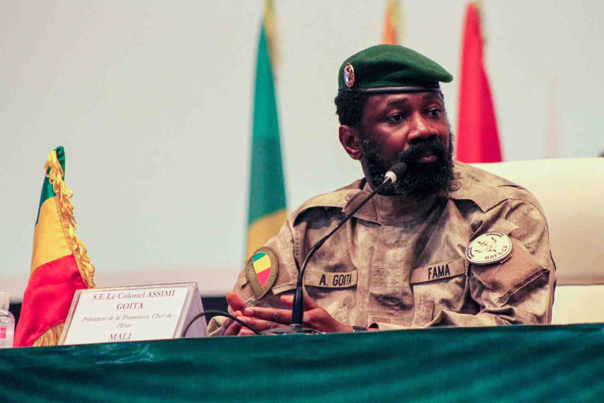 Les chefs des juntes du sahel se reunissent en sommet a niamey