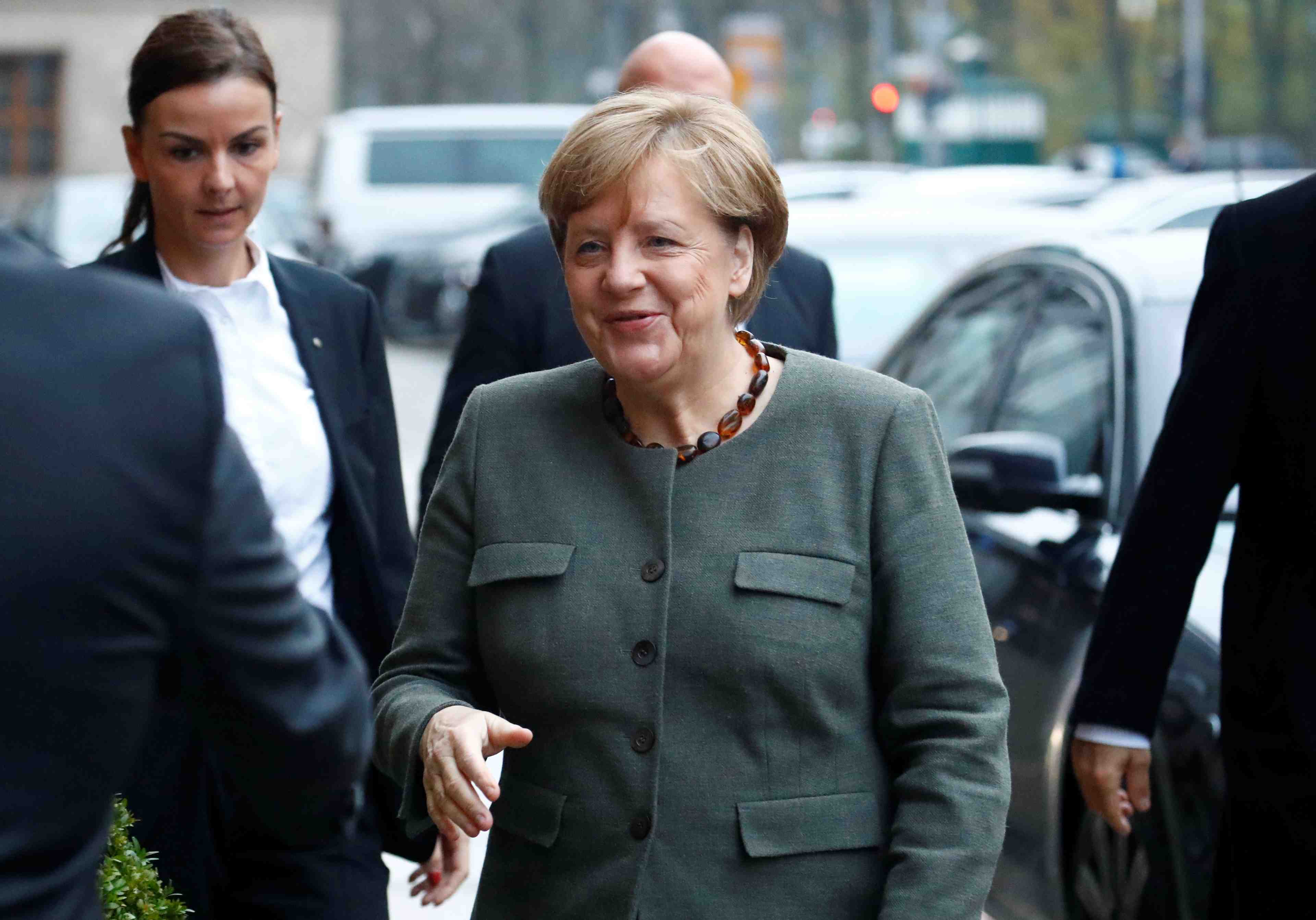 Merkel: le monde riche doit accentuer la lutte contre le rechauffement