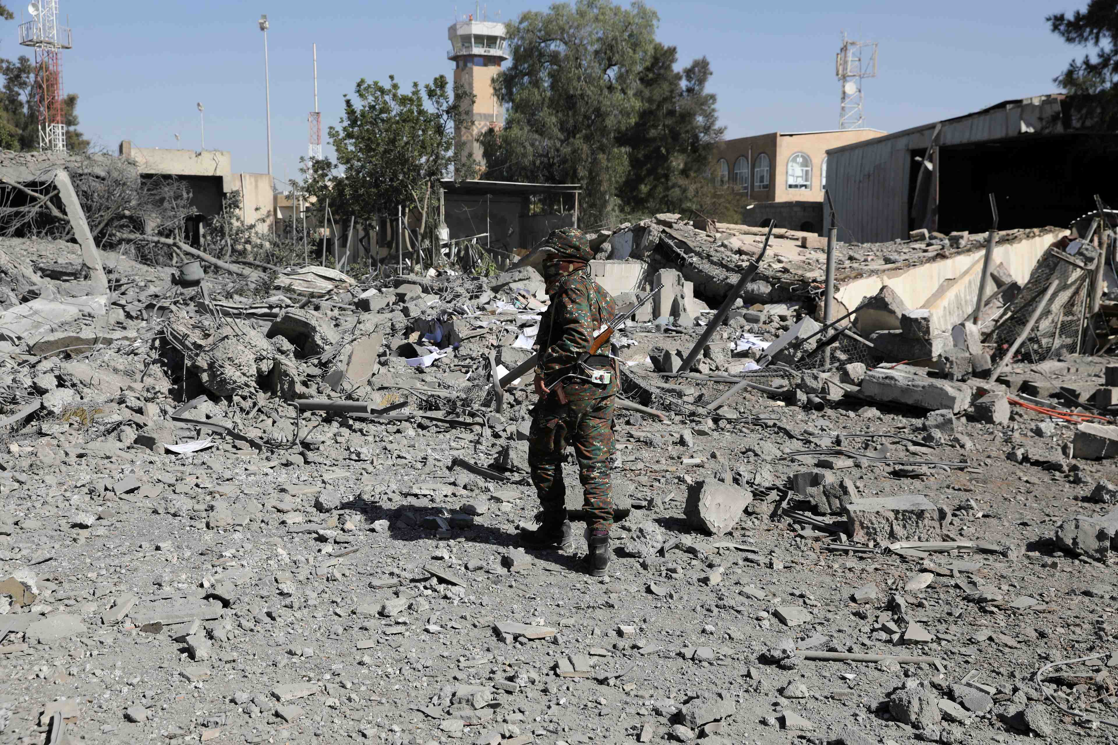 Yemen : les houthis autorisent la reprise des vols de l'onu vers sanaa