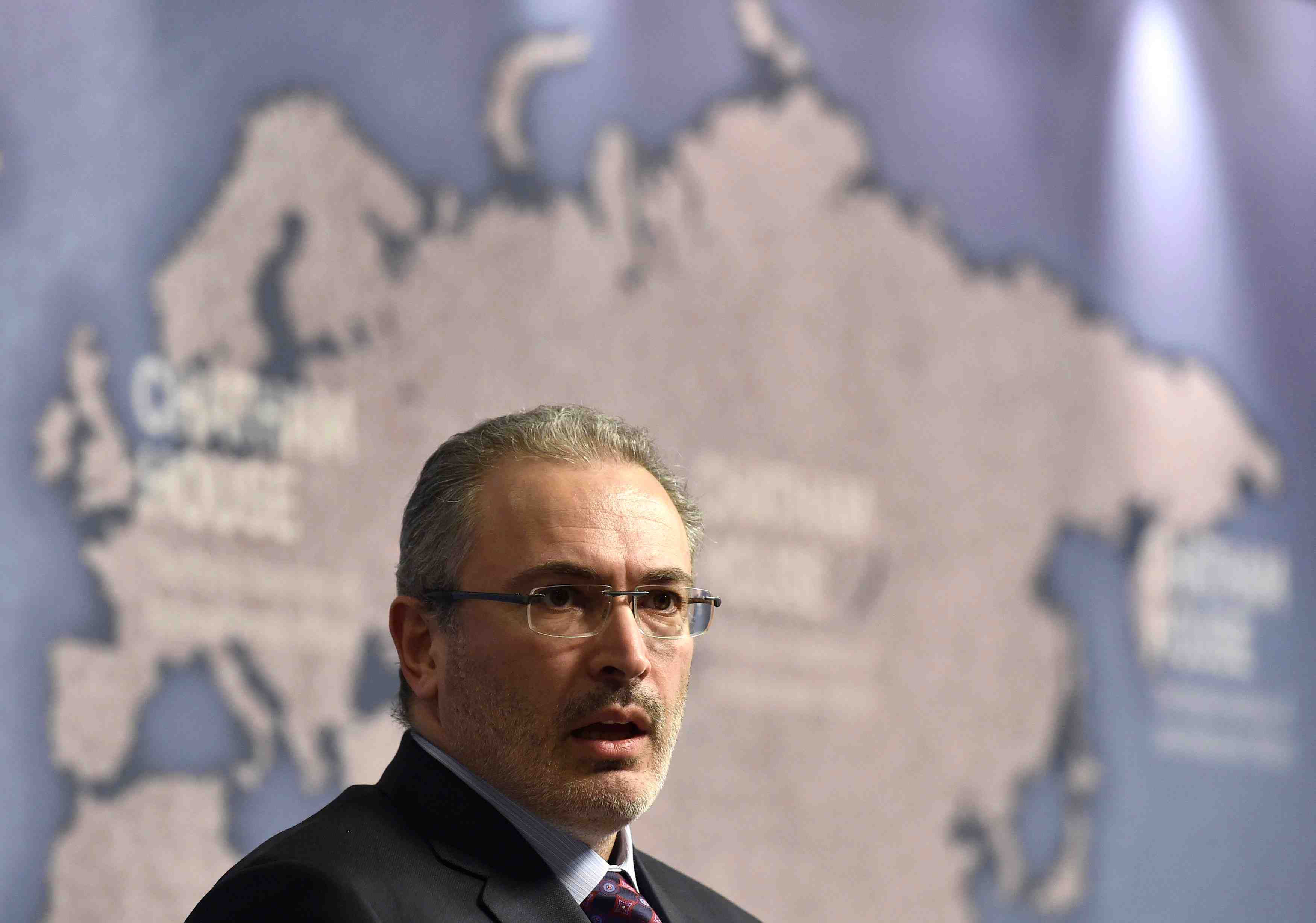 Violente charge de mikhail khodorkovski contre vladimir poutine