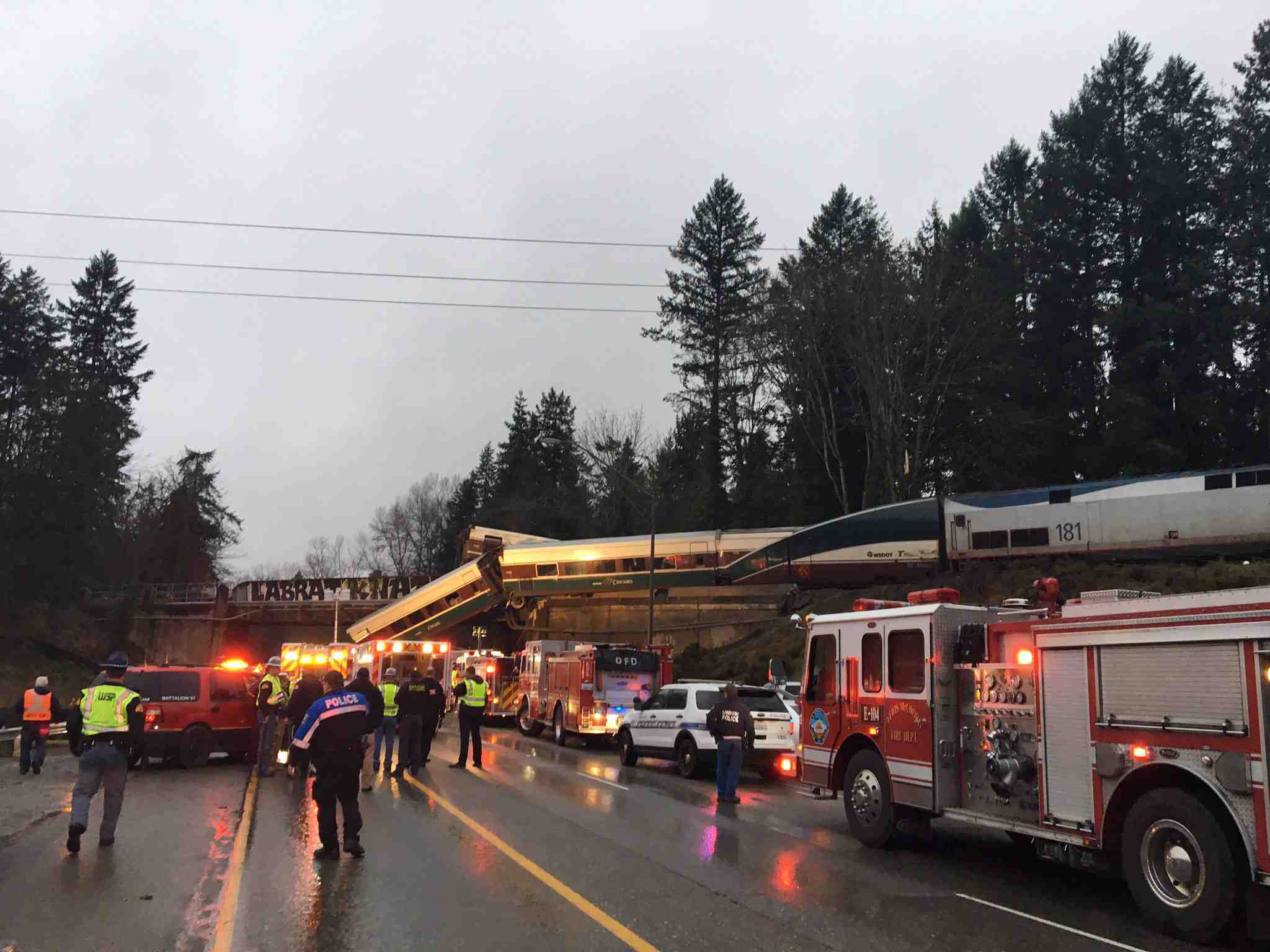 Deraillement aux usa, plusieurs morts