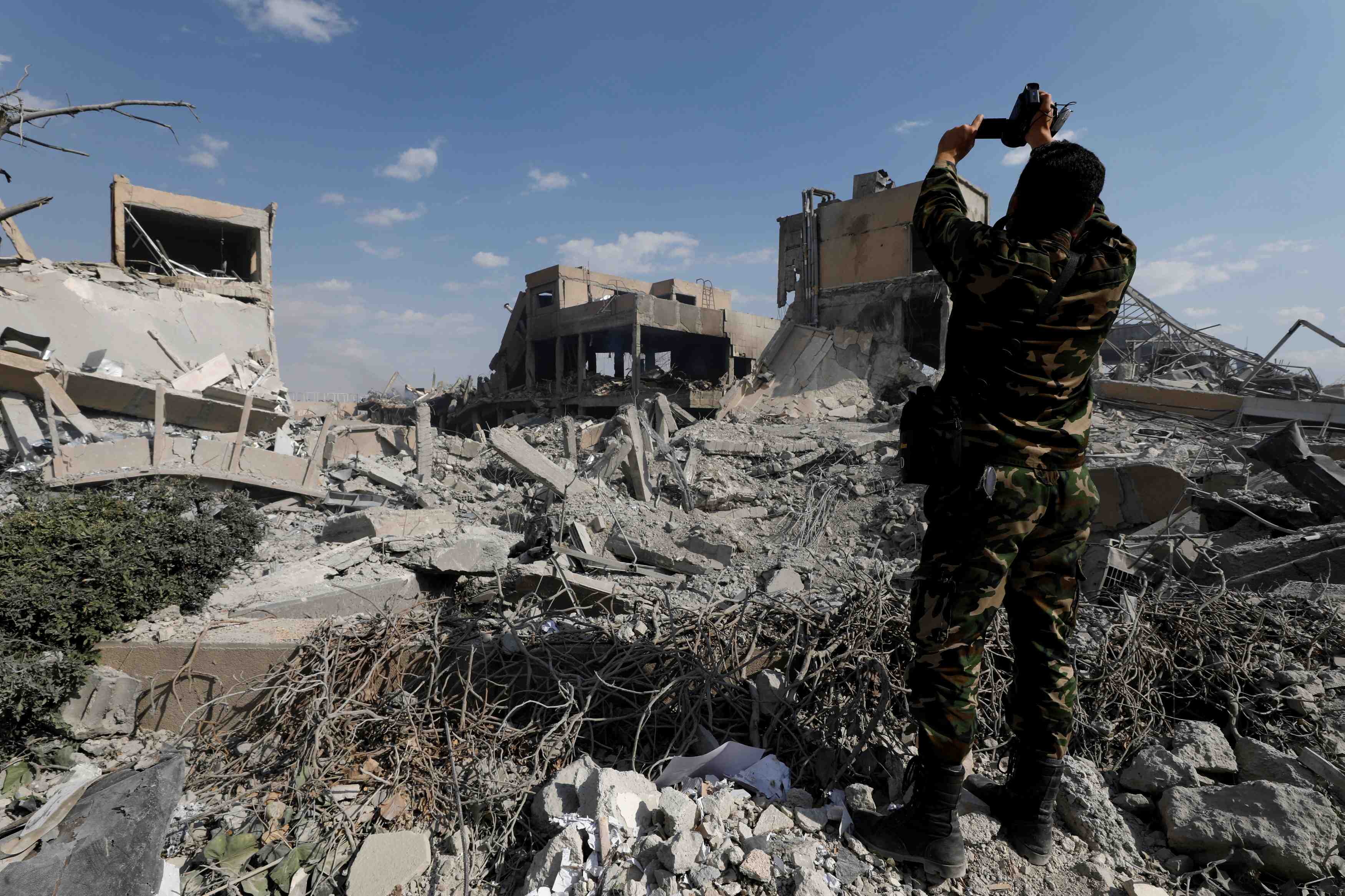 Le pentagone parle de coup severe au programme chimique syrien