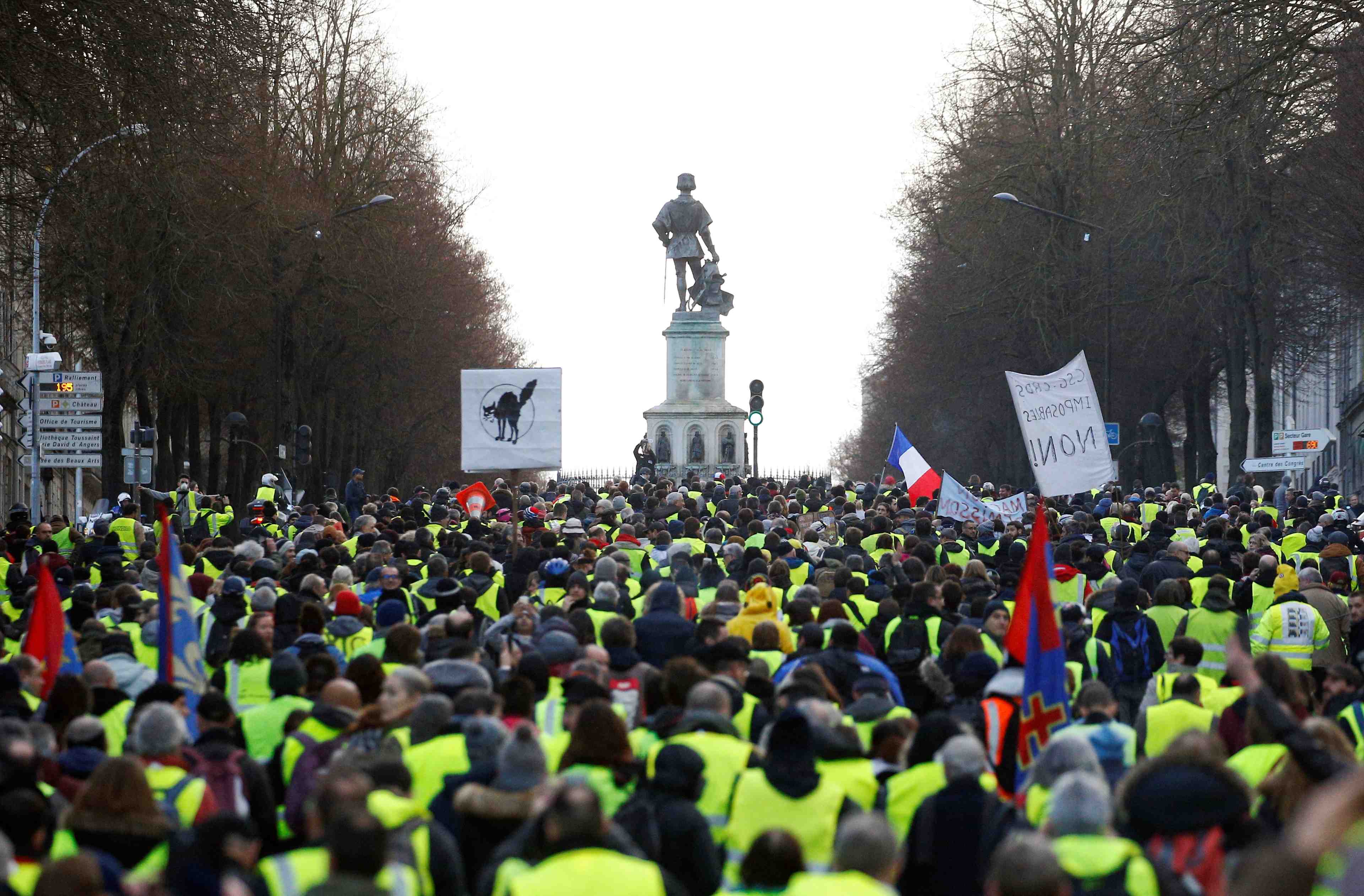 La fiscalite en tete des contributions au "grand debat"