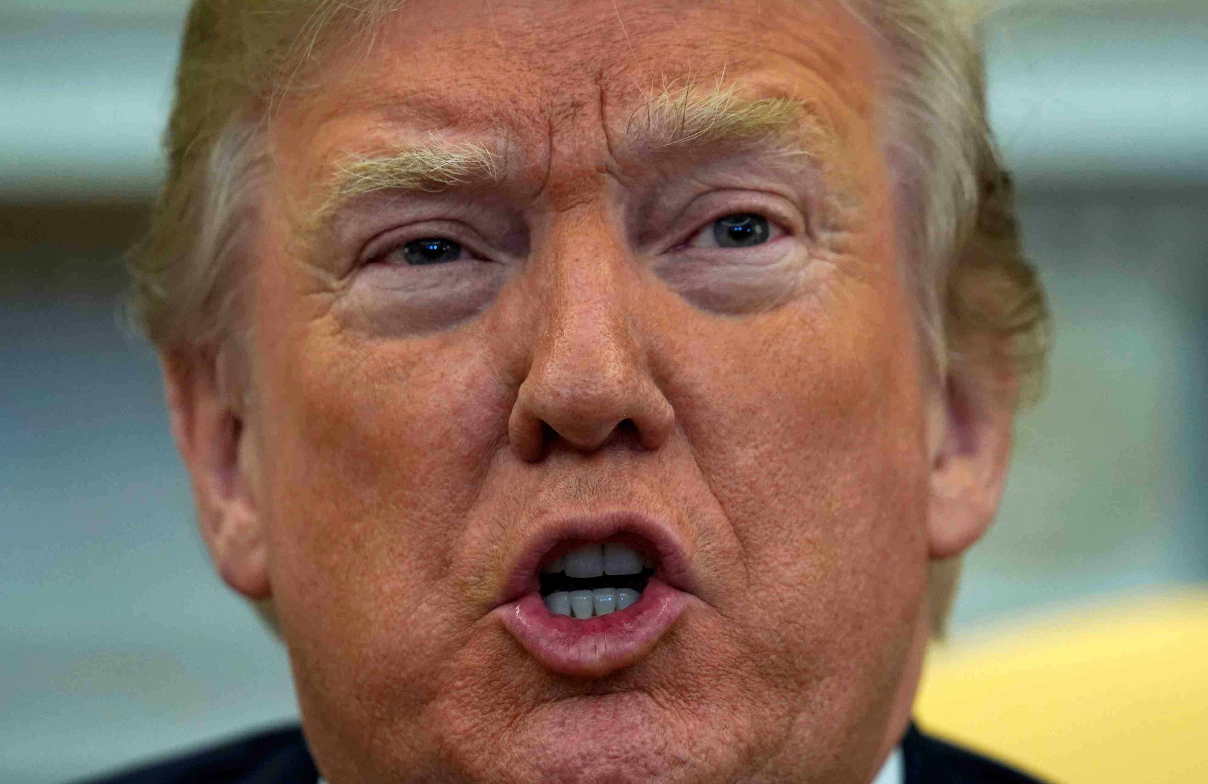 Trump s'indigne des perquisitions du fbi au bureau de son avocat