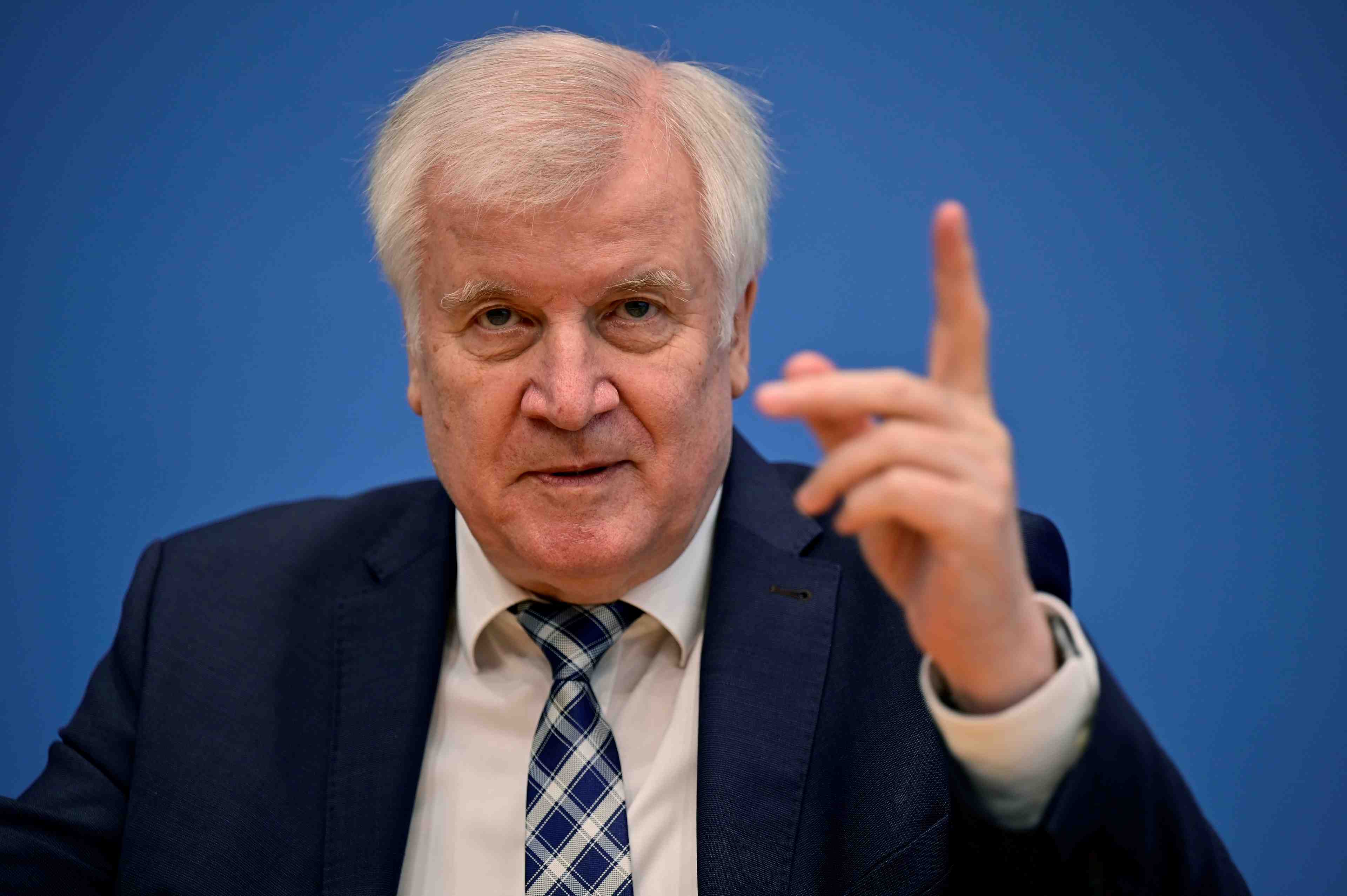 Berlin fustige la volonte de l'uefa de remplir les stades pour l'euro