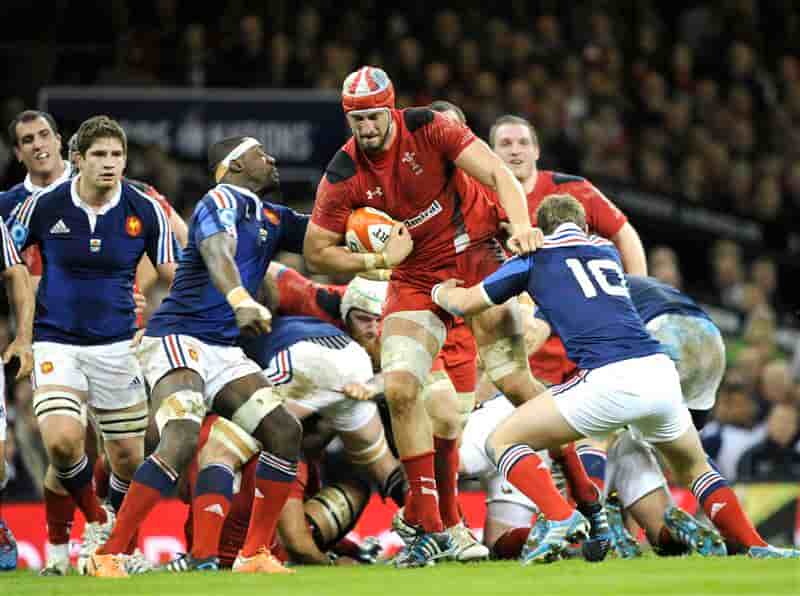 Rugby: le XV de France s'incline 27-6 au Pays de Galles
