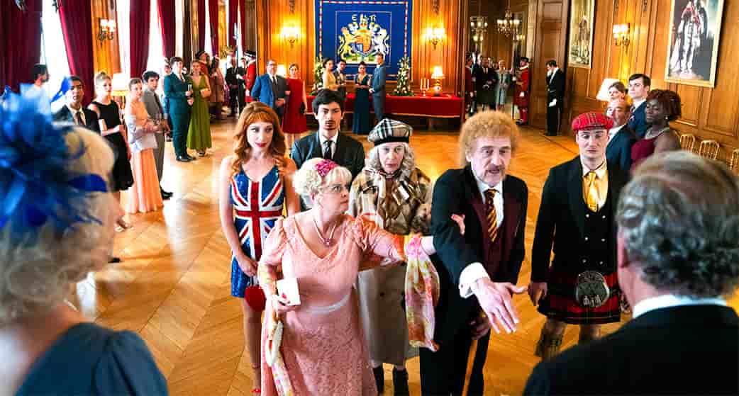 Les Tuche à Buckingham Palace. « Big time ! »