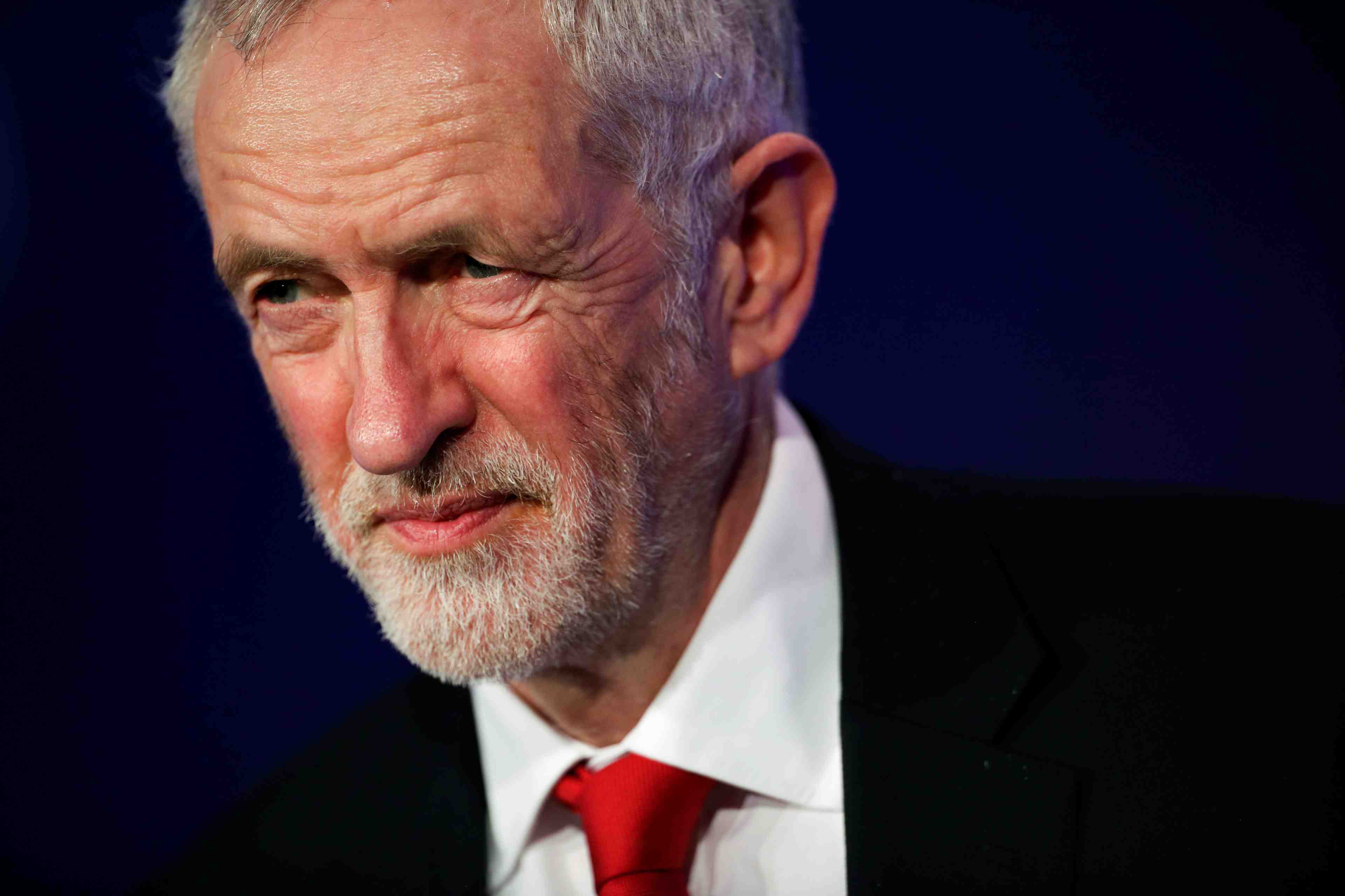 Brexit: corbyn juge les assurances de l'ue insuffisantes