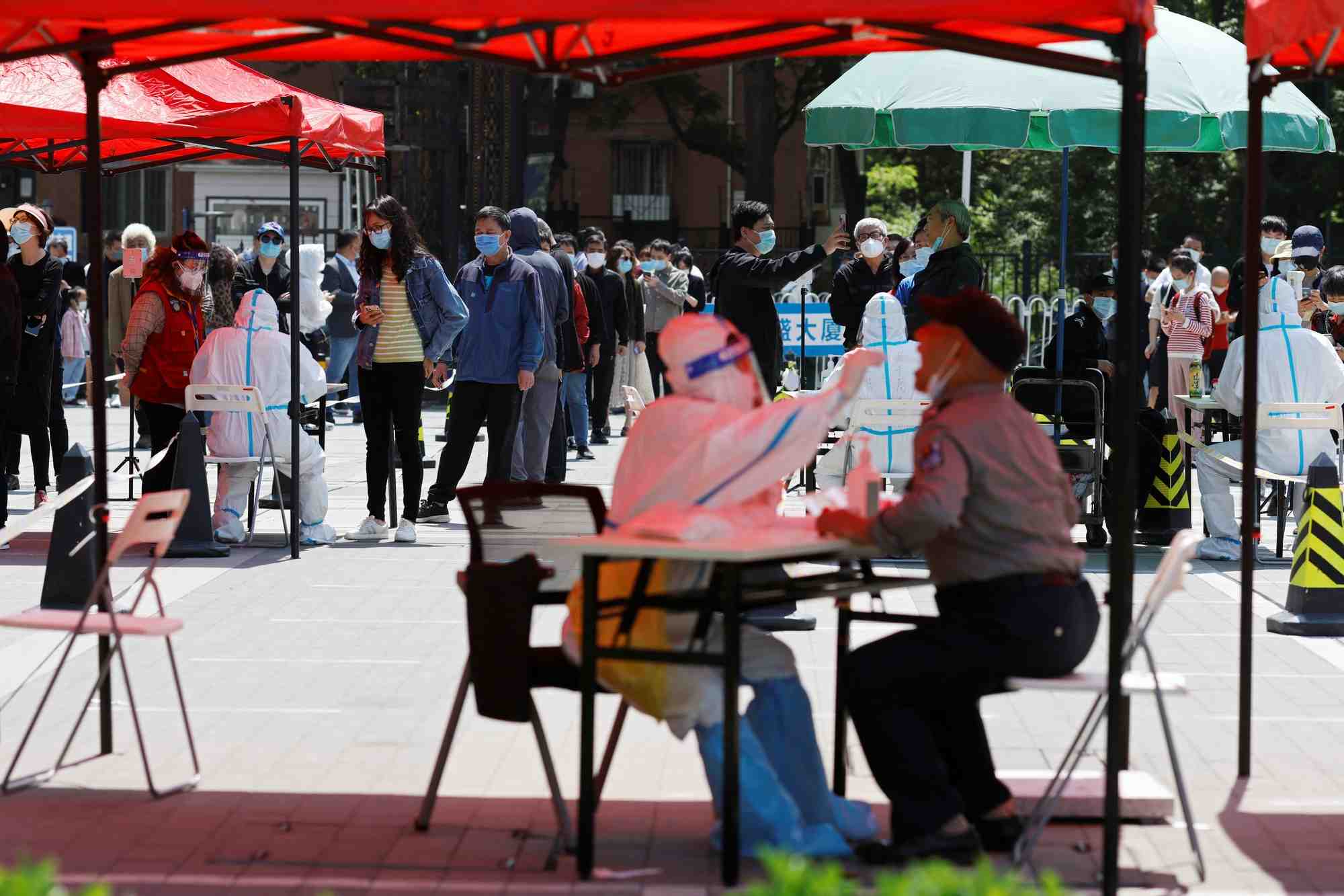 Covid-19: revers a shanghai, pekin se concentre sur les tests de masse