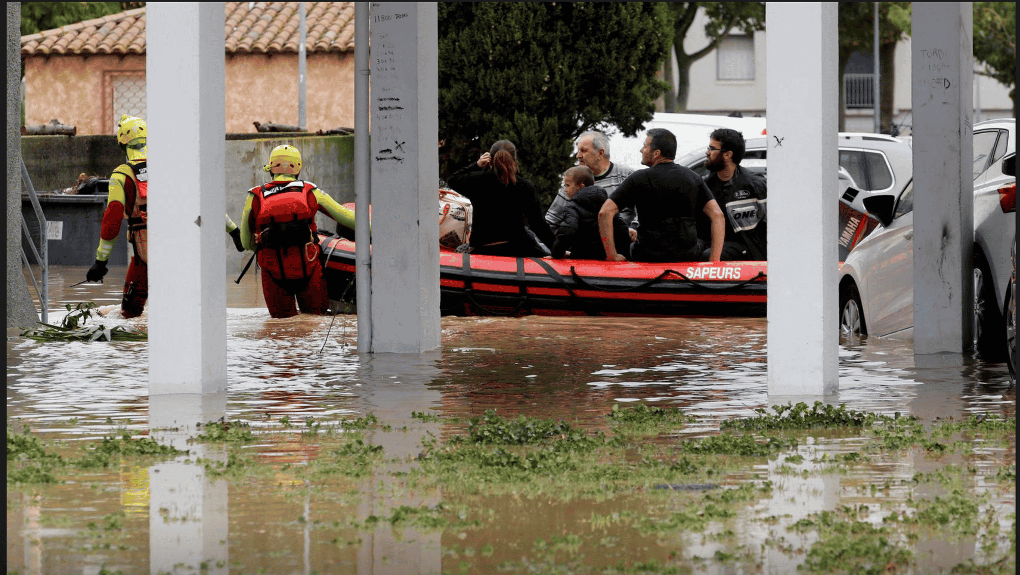 Parmi les habitants les plus exposés au risque inondation en Occitanie, 70% résident dans l'un des quatre départements du littoral : Aude, Hérault, Gard et Pyrénées-Orientales.