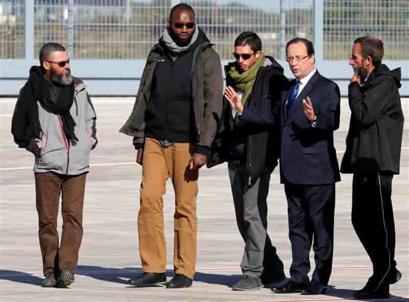 Les quatre ex-otages sont arrivés à Paris