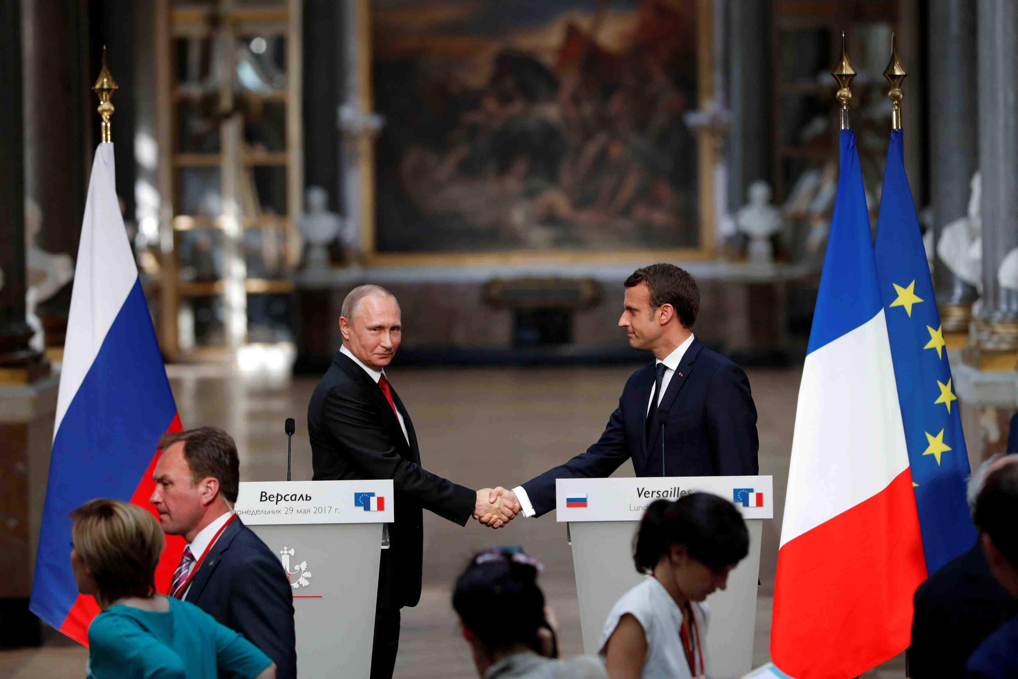 Macron et poutine d'accord pour un sommet sur l'ukraine