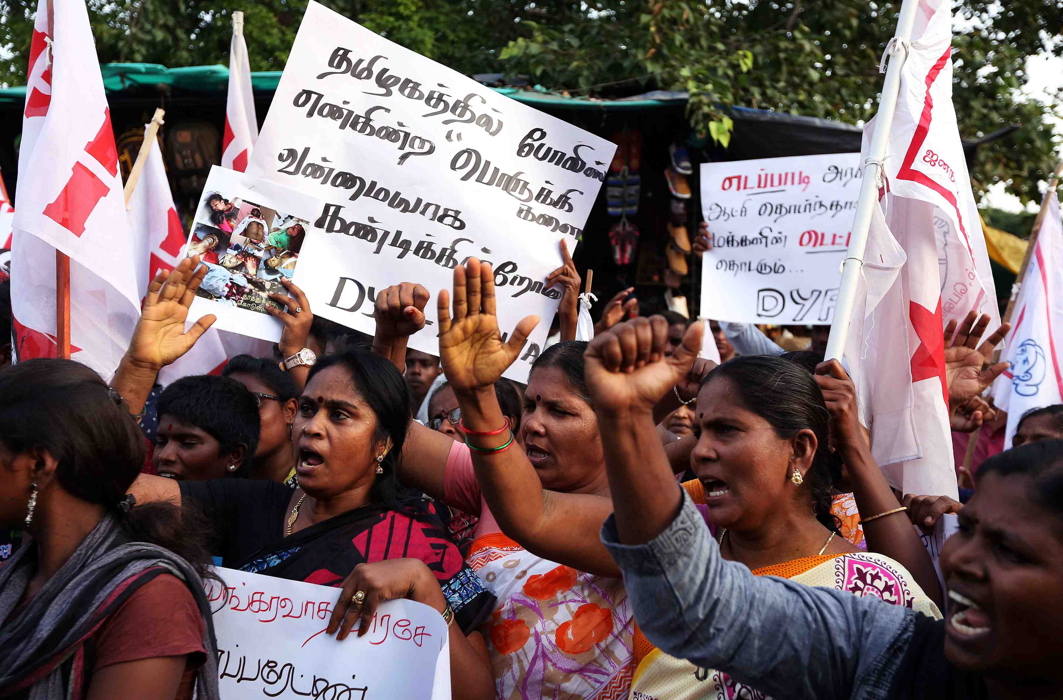 La police indienne tire sur des manifestants, au moins 9 morts