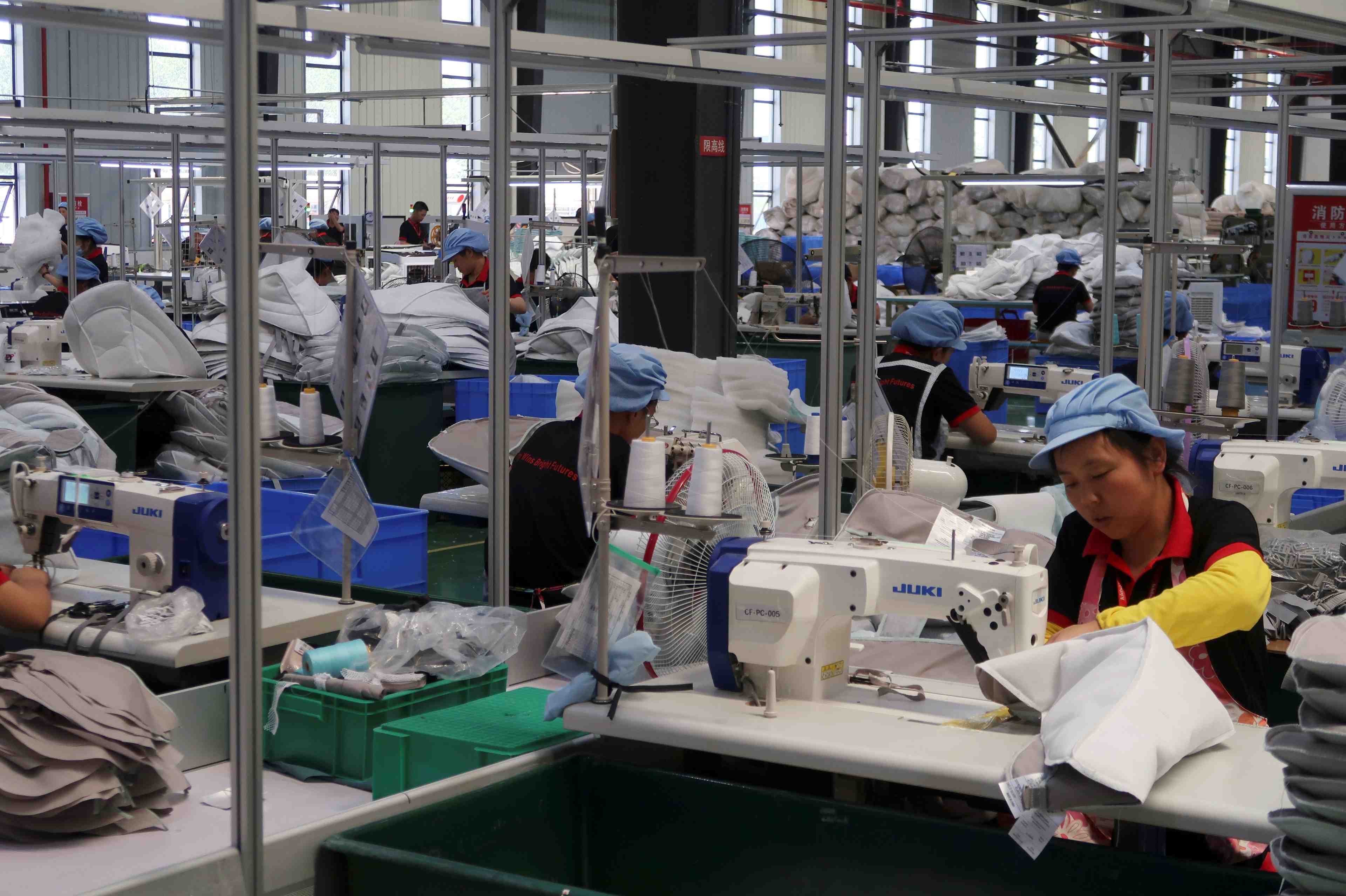 L'industrie chinoise ralentit a son plus bas niveau depuis debut 2020