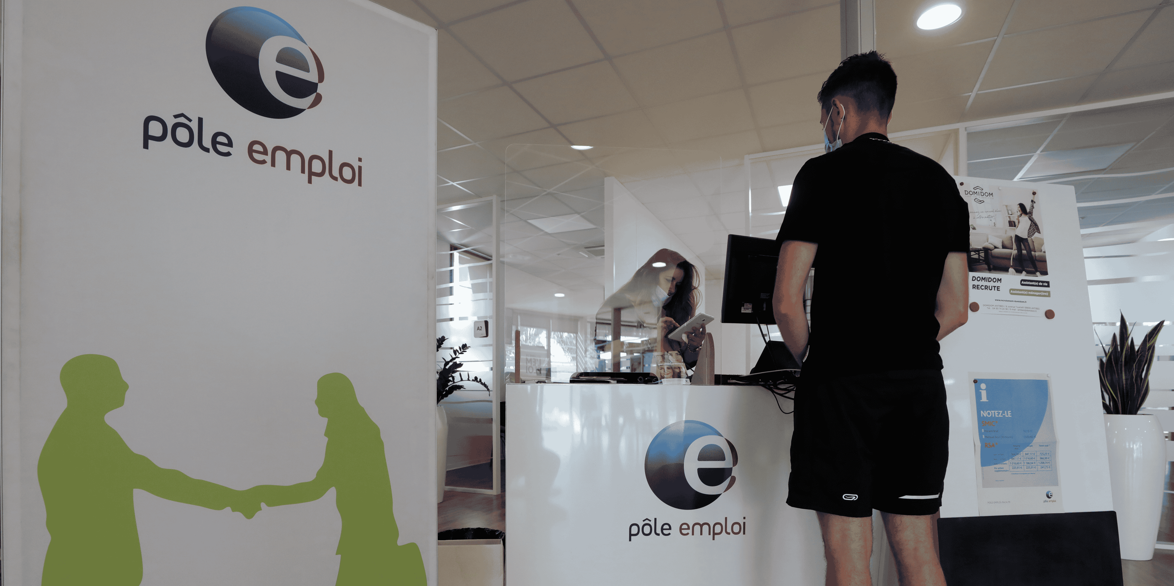 France: l'emploi salarie en hausse de 0,4% au deuxieme trimestre