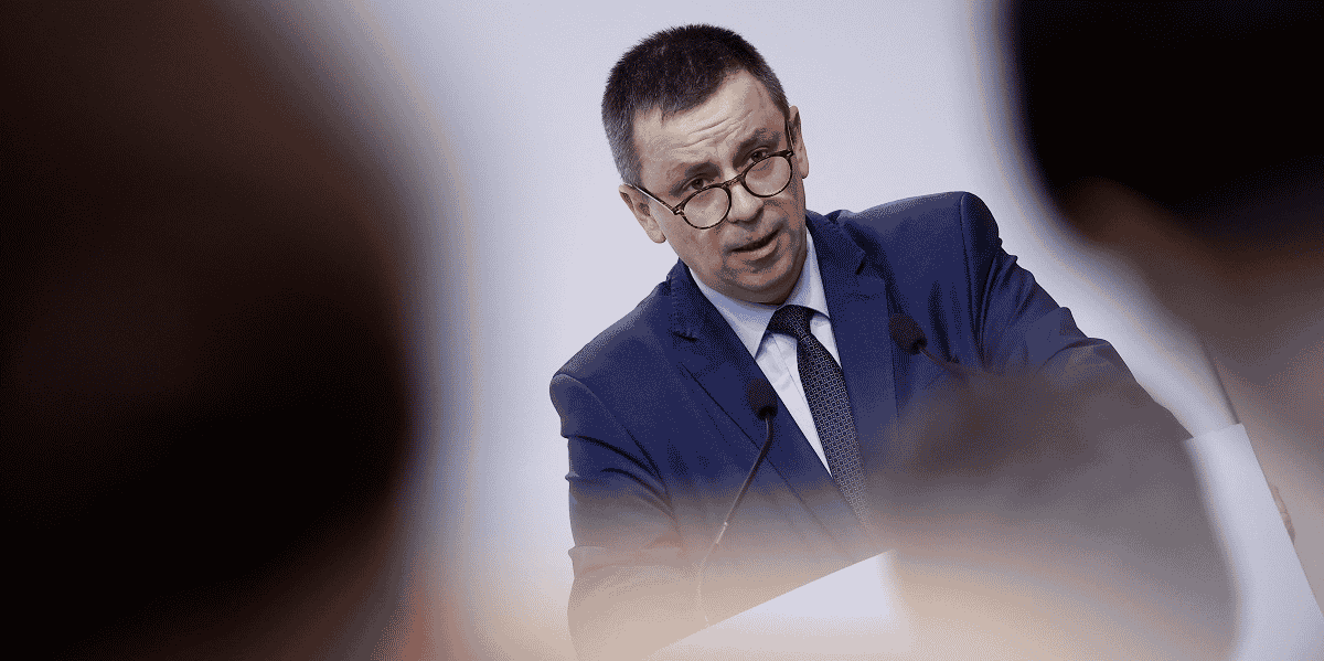 La mise en service en 2035 du premier réacteur du nouveau parc nucléaire est un objectif « très exigeant », a reconnu ce vendredi matin sur Franceinfo le PDG d'EDF.