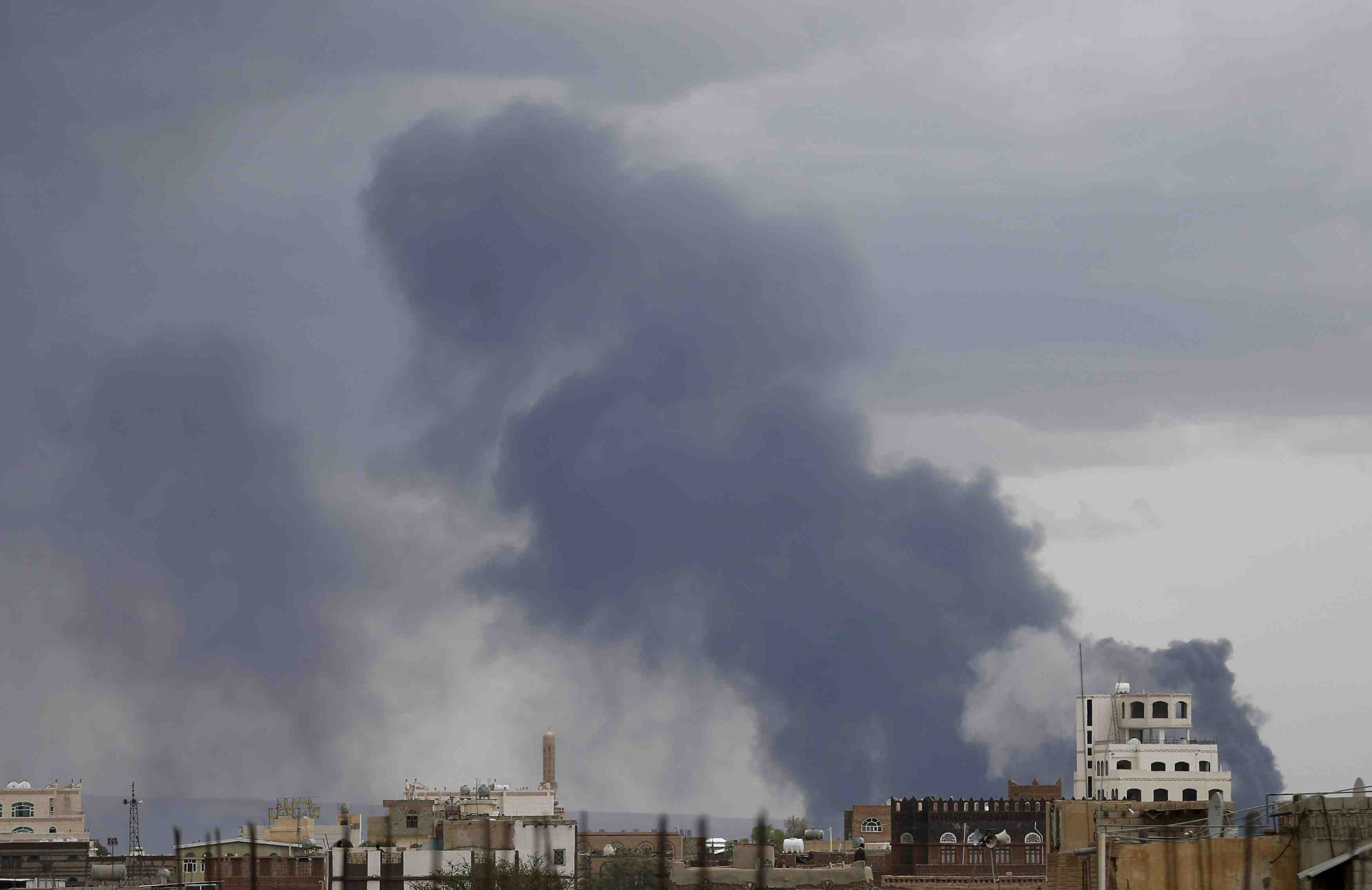 L'onu demande la fin des raids contre l'aeroport de sanaa, au yemen