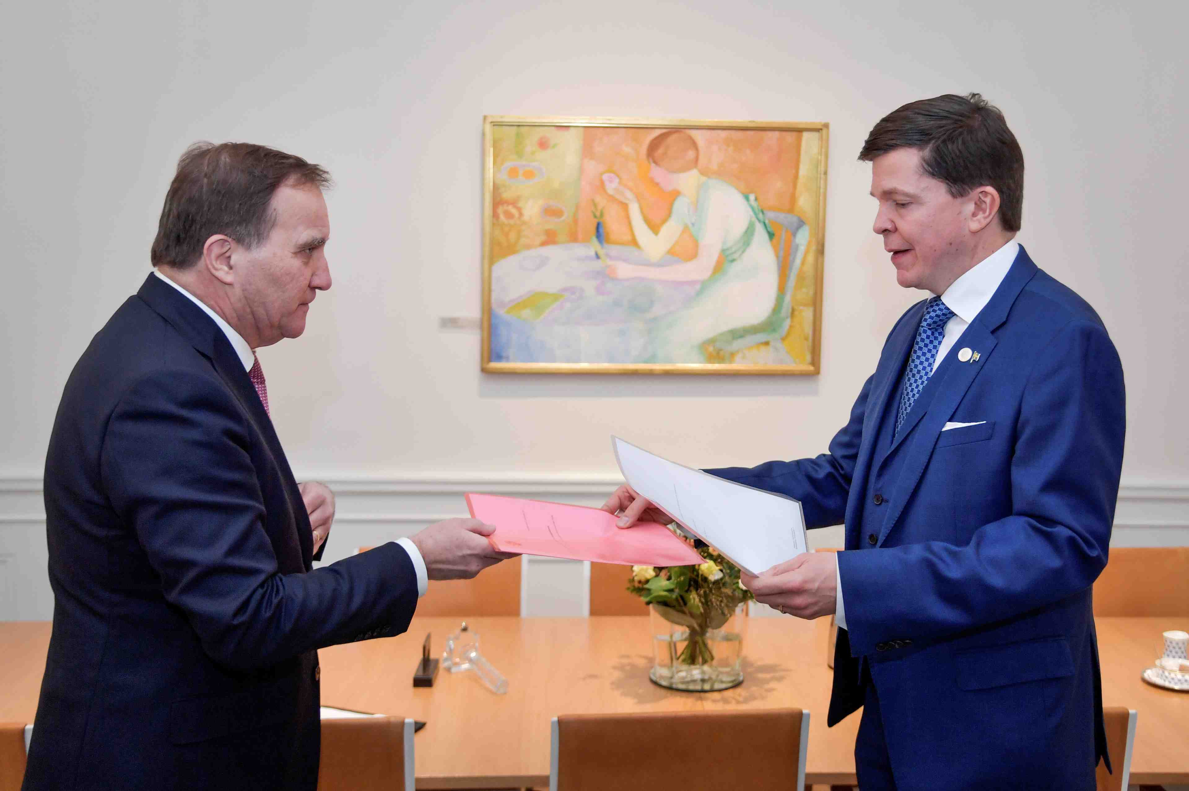 Le premier ministre suedois stefan lofven demissionne